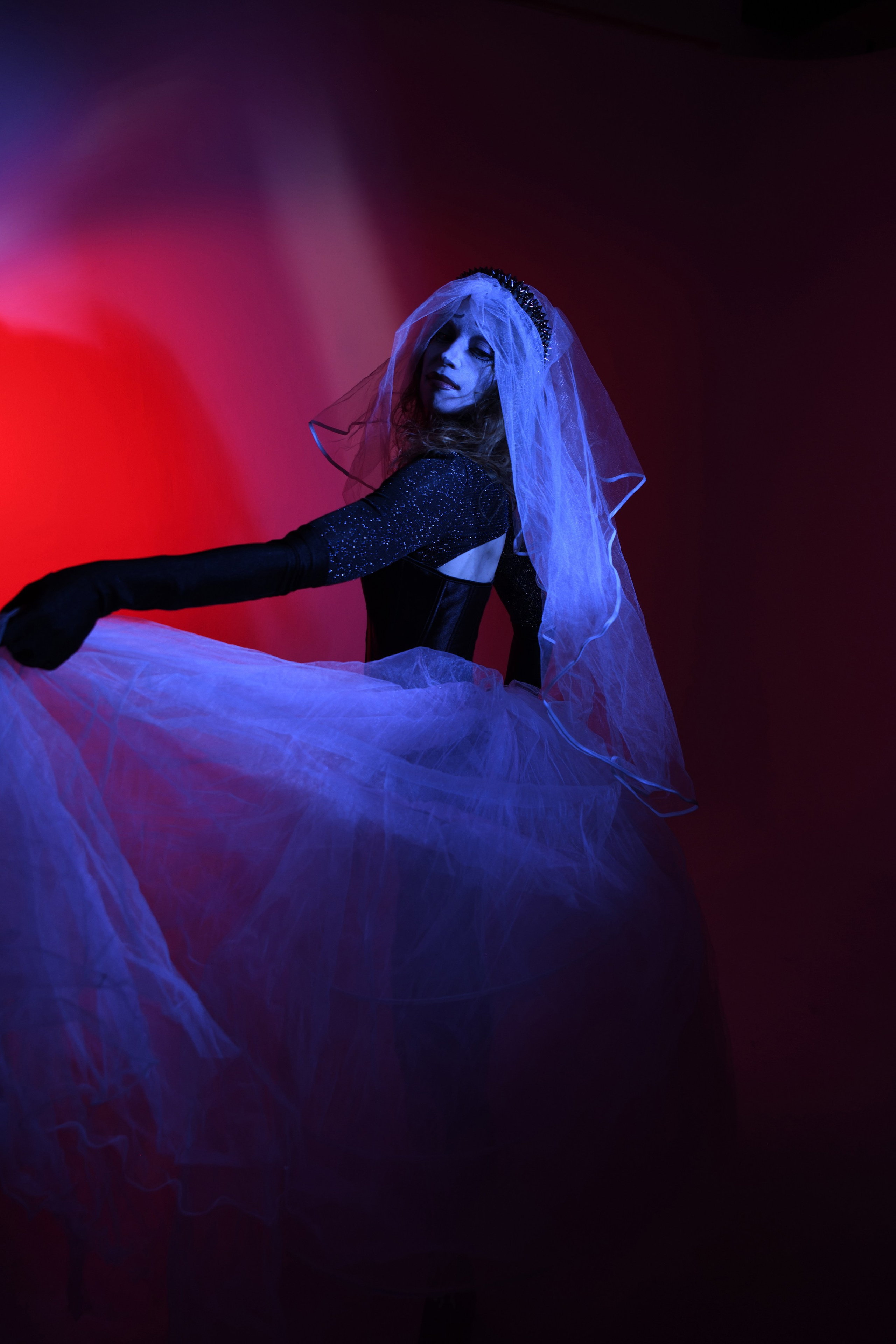 THE RUNAWAY BRIDE. Yulia Yurchevskaya | Art Director & Visual Visionary