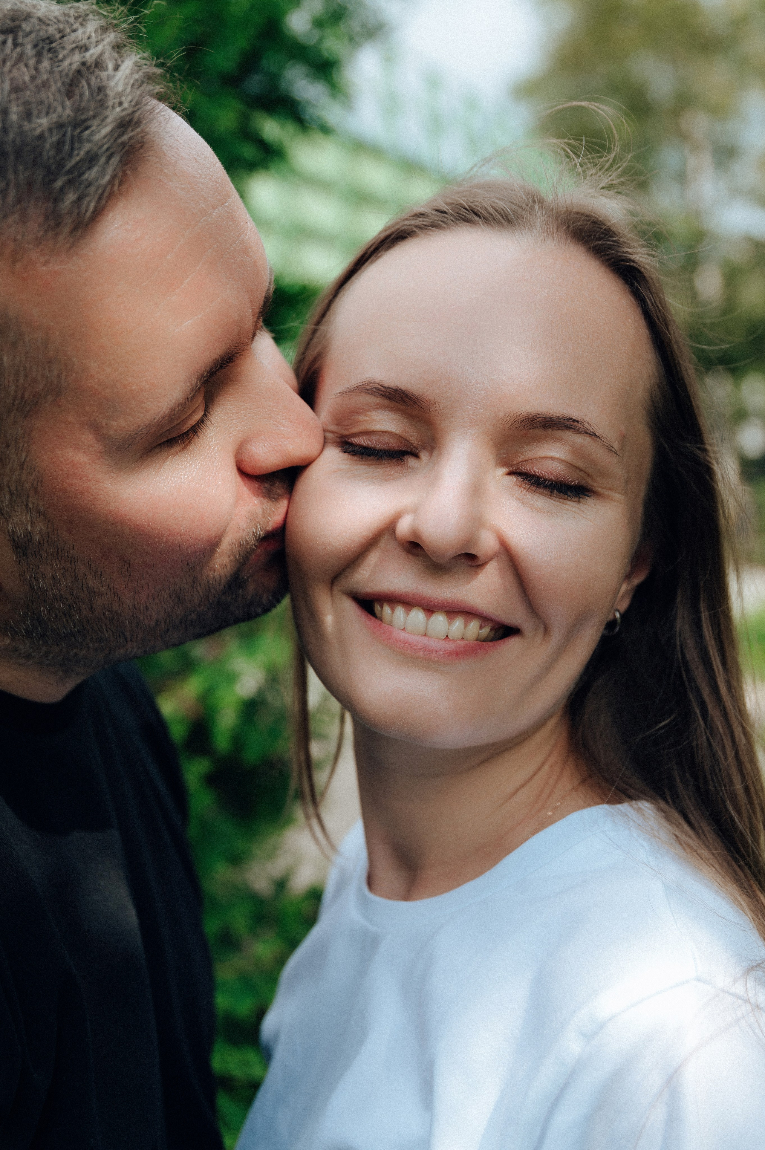 Трое в парке и меховой шар. Детский и семейный фотограф Катерина Мишина