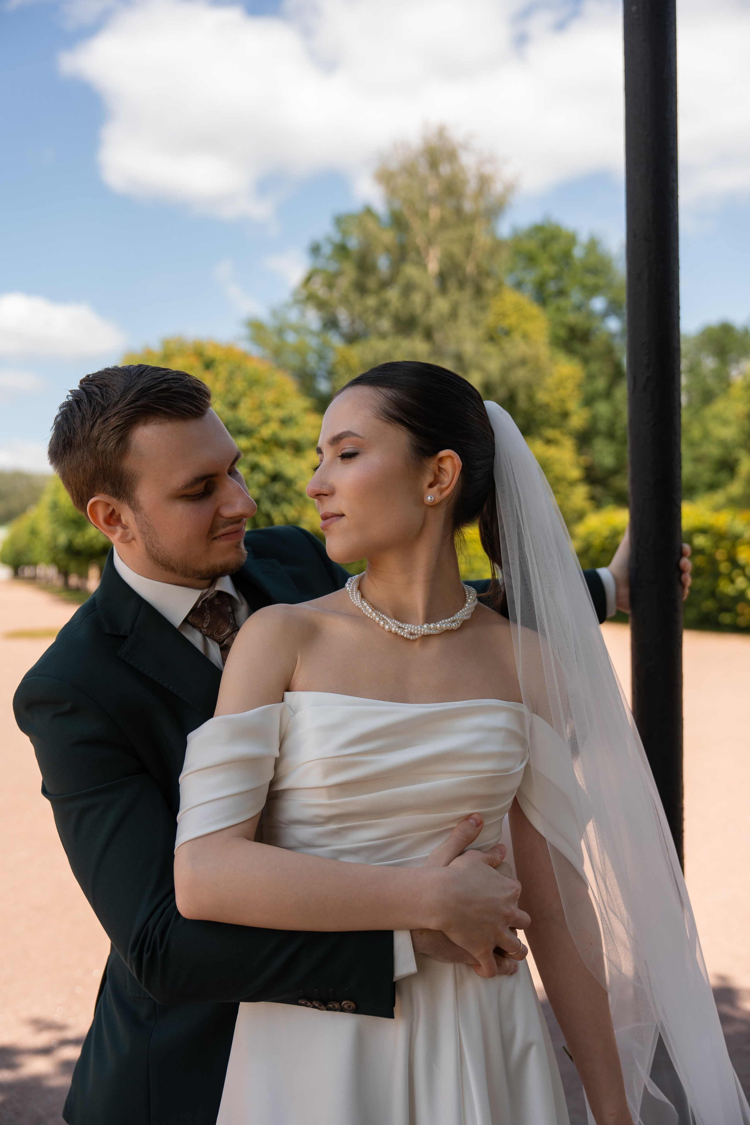 Влад и Илина в Кусково. Свадебный фотограф в Москве Анна Полушина