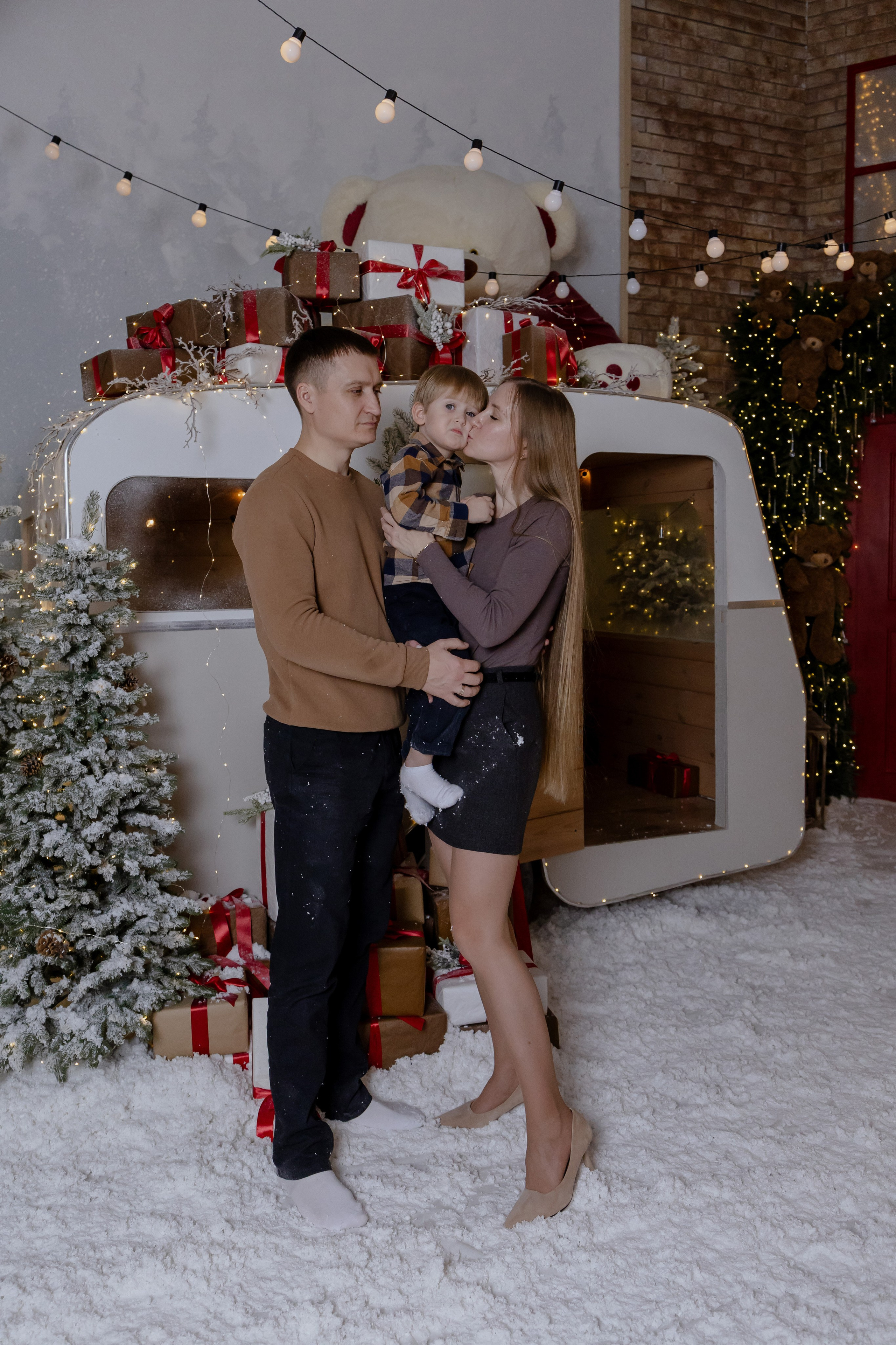 Новогодняя семейная съемка в студии. Фотограф в Новосибирске Екатерина Васильева