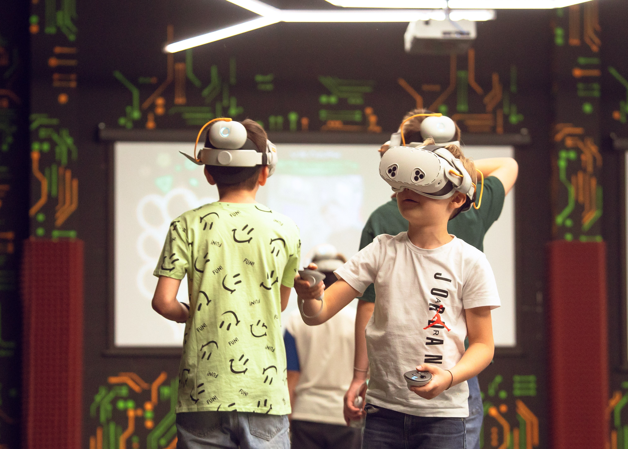 VR «Нереальность». Крамер Юлиана детский и семейный фотограф