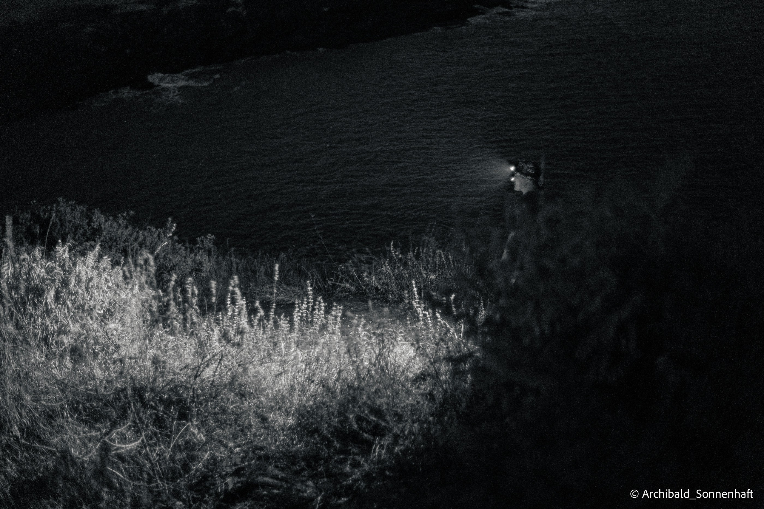 Kayaking in Huizhou, China. Photographer in Guangzhou, China. Archibald Sonnenhaft