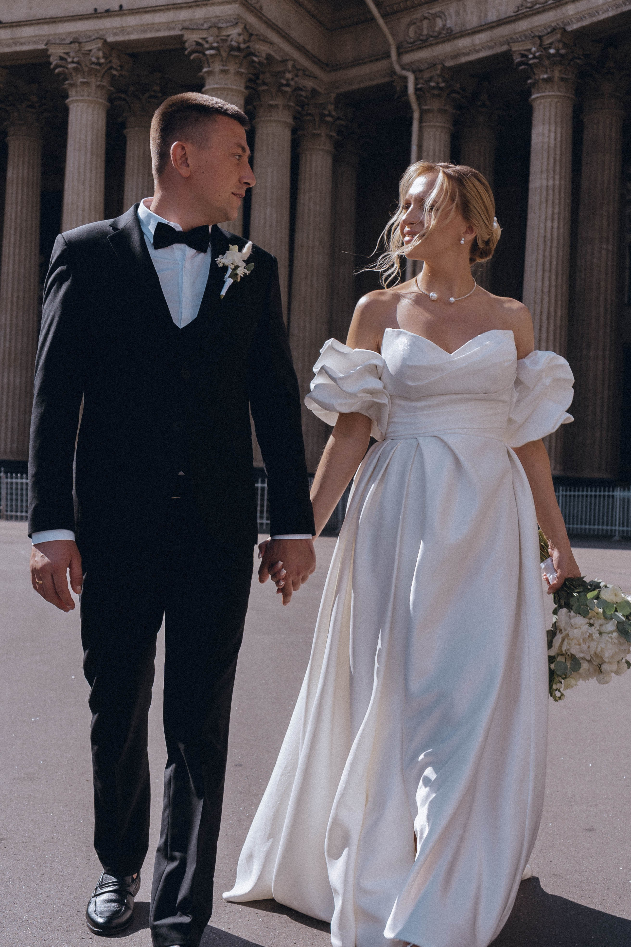 СВАДЕНБНАЯ СЬЕМКА НА КАТЕРЕ ПО КАНАЛАМ САНКТ-ПЕТЕРБУРГА И В АКВАТОРИИ НЕВЫ. Профессиональный фотограф, Санкт-Петербург — Виктория Богомолова