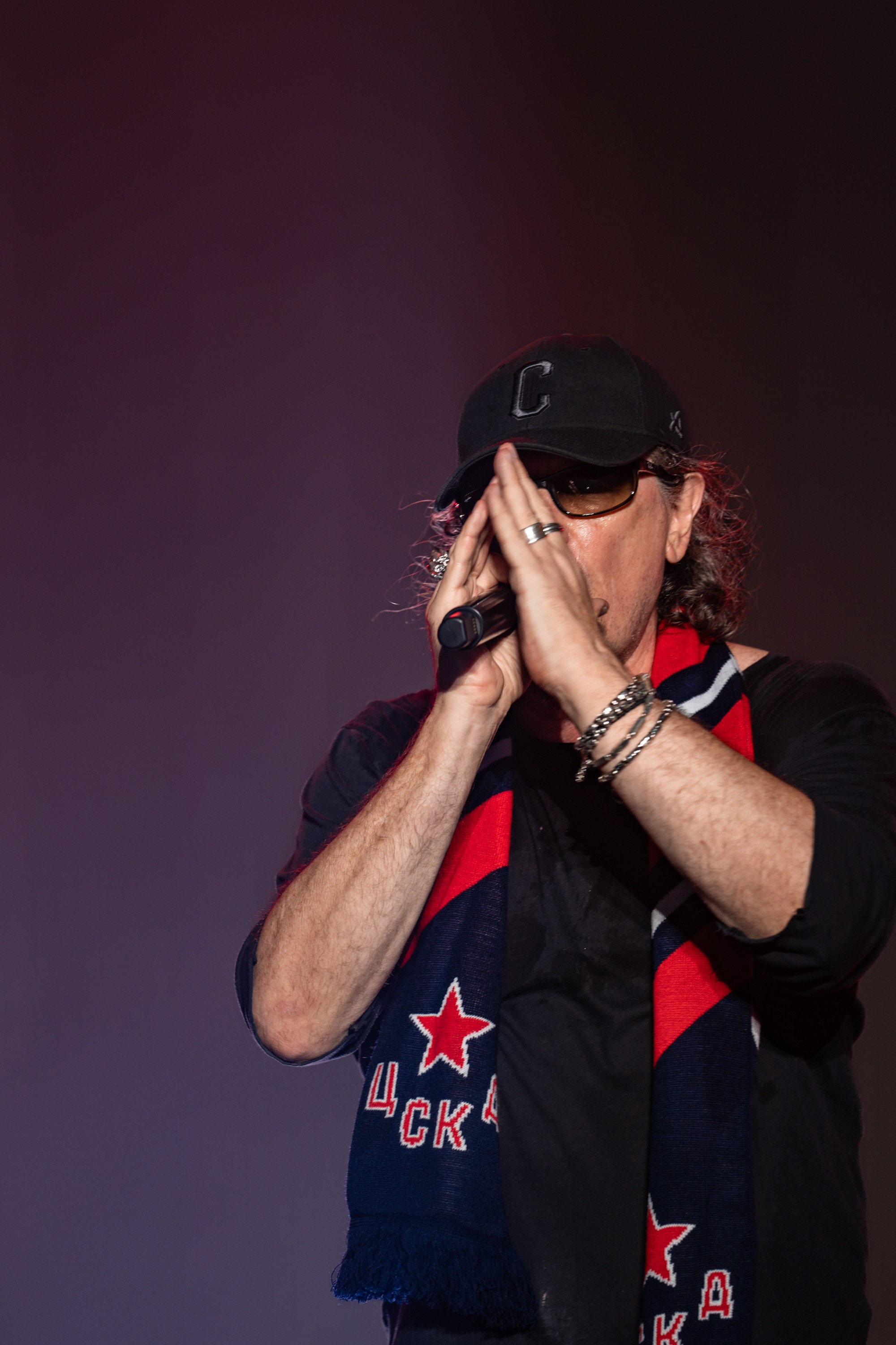 Группа Серьга и Сергей Галанин на ЦСКА ФЕСТ 2024. Сайт Алматинского НЮ АРТ, будуар и фэшн фотографа Дениса Карпенко