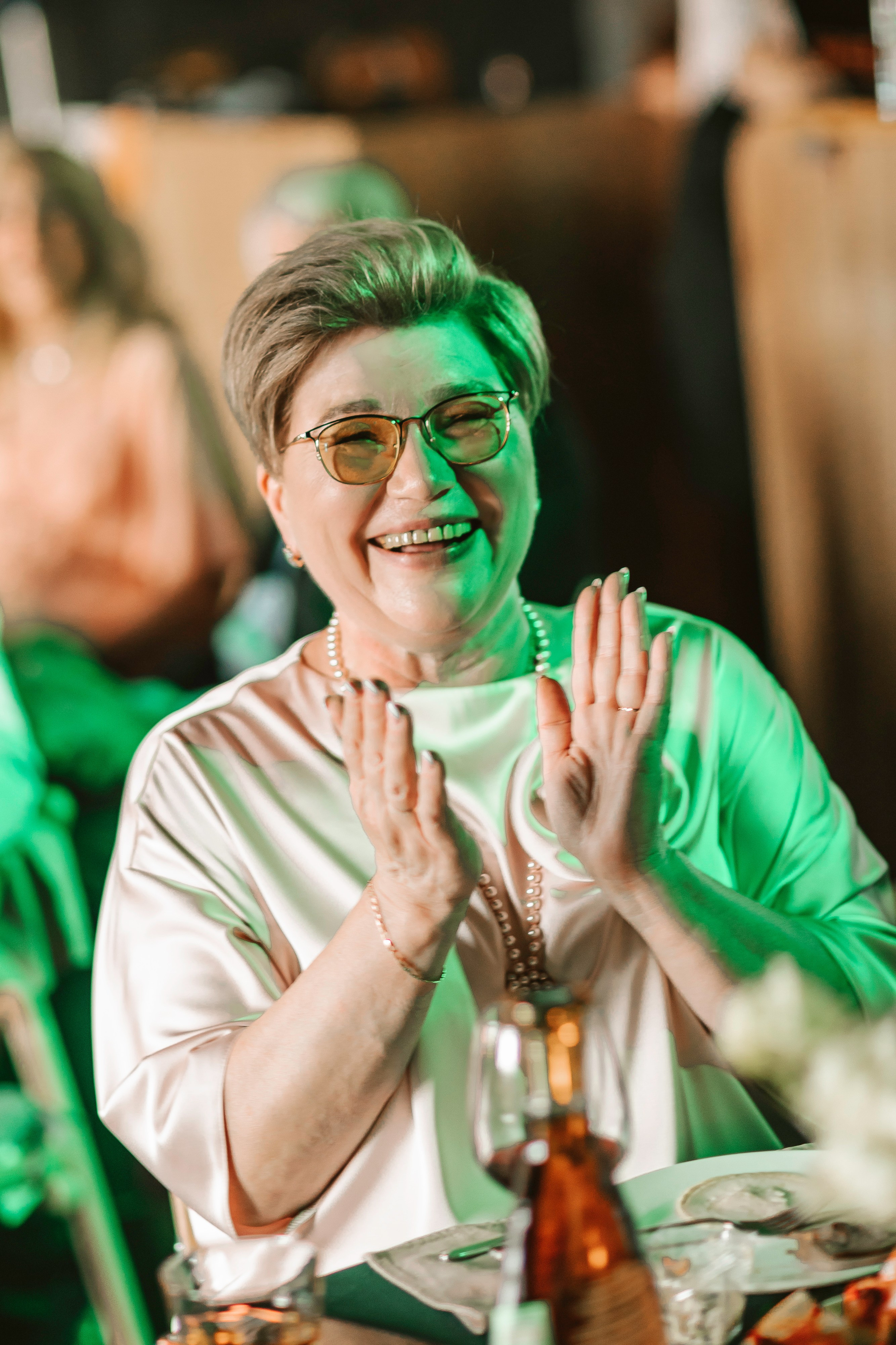 С ЛЮБОВЬЮ, ТИНДЕР