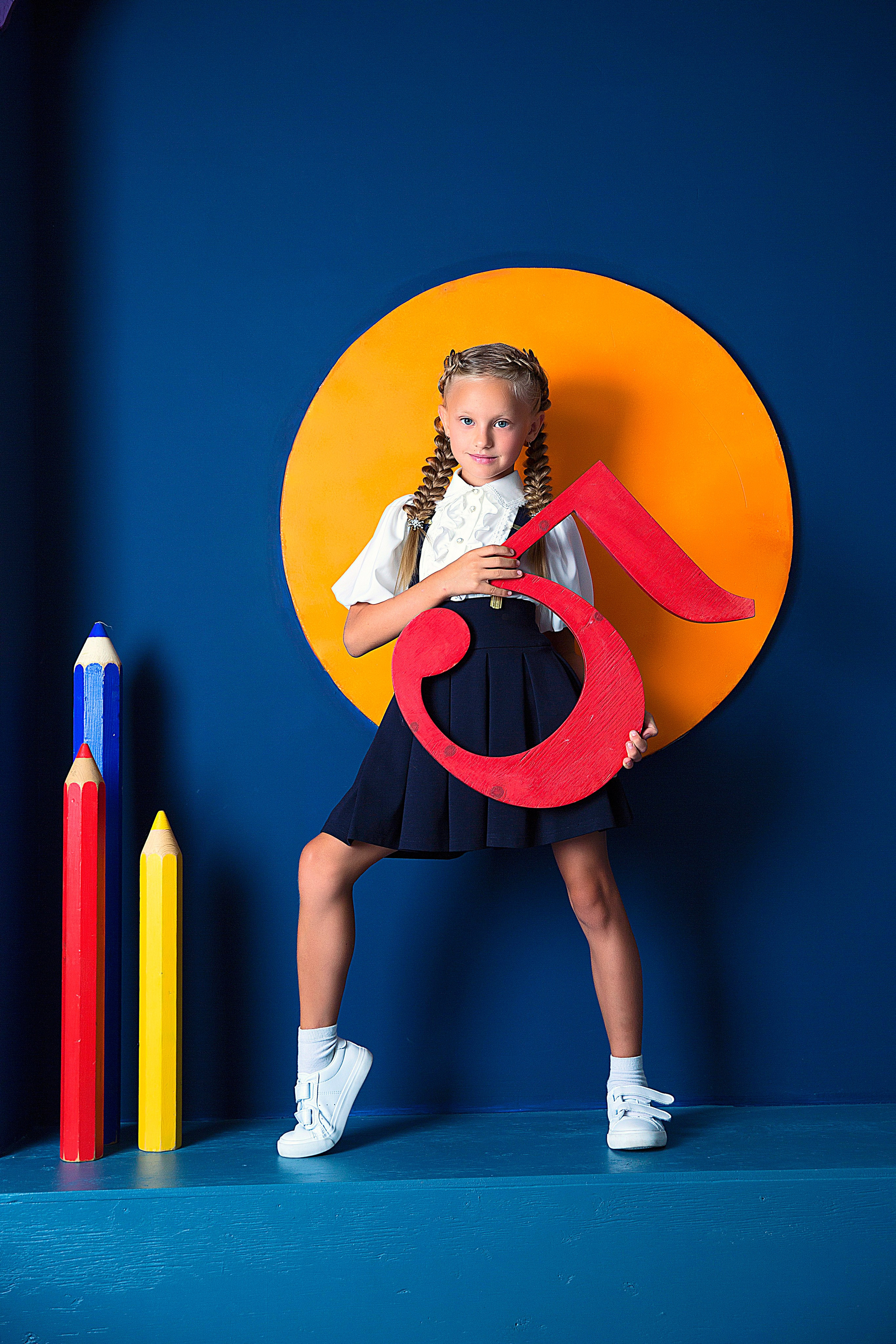 Индивидуальные фотосессии школьников. Детский школьный фотограф в Кемерово Зиновьева Екатерина