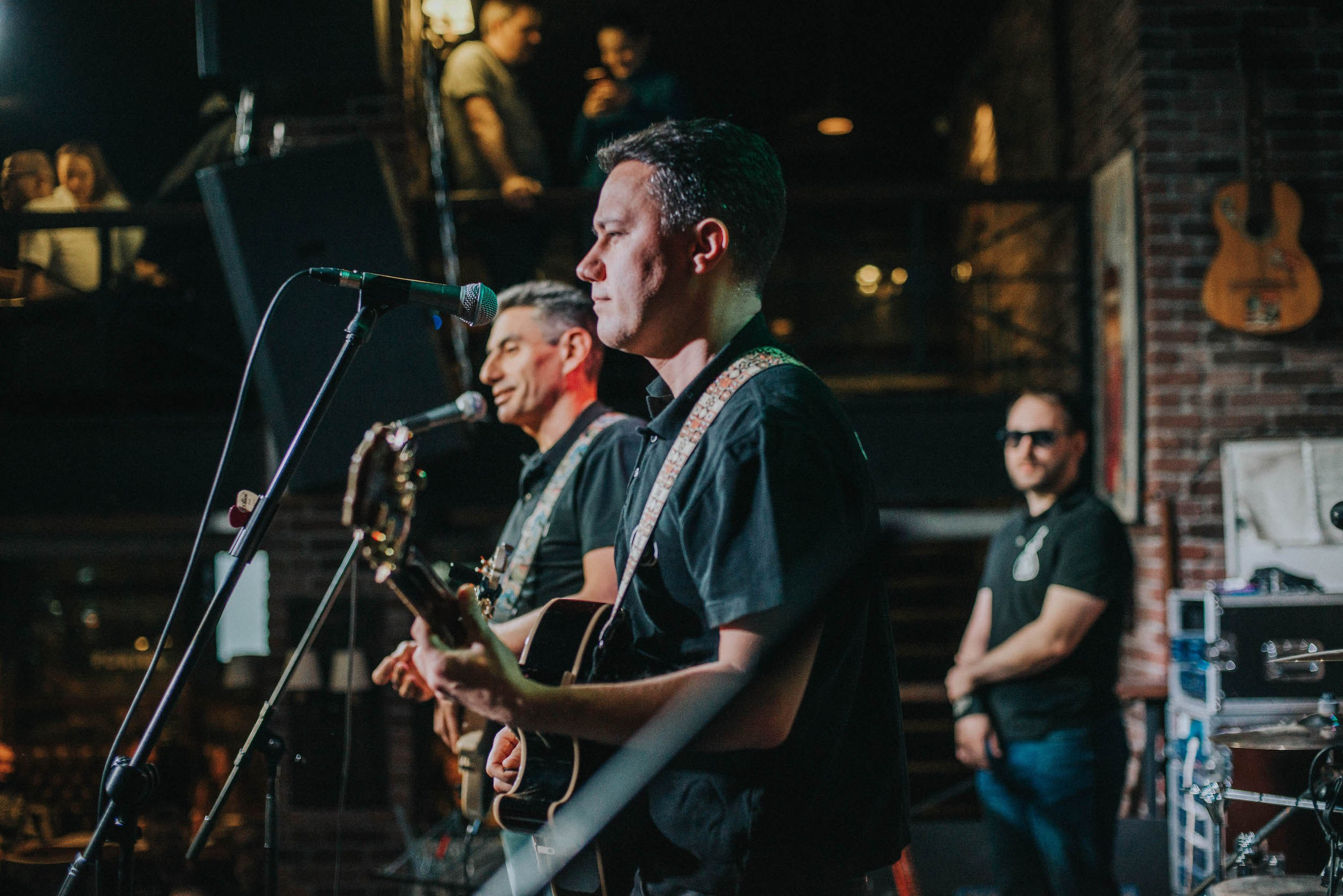 LifePub 16.03.2022. Московская кавер-группа BankBand