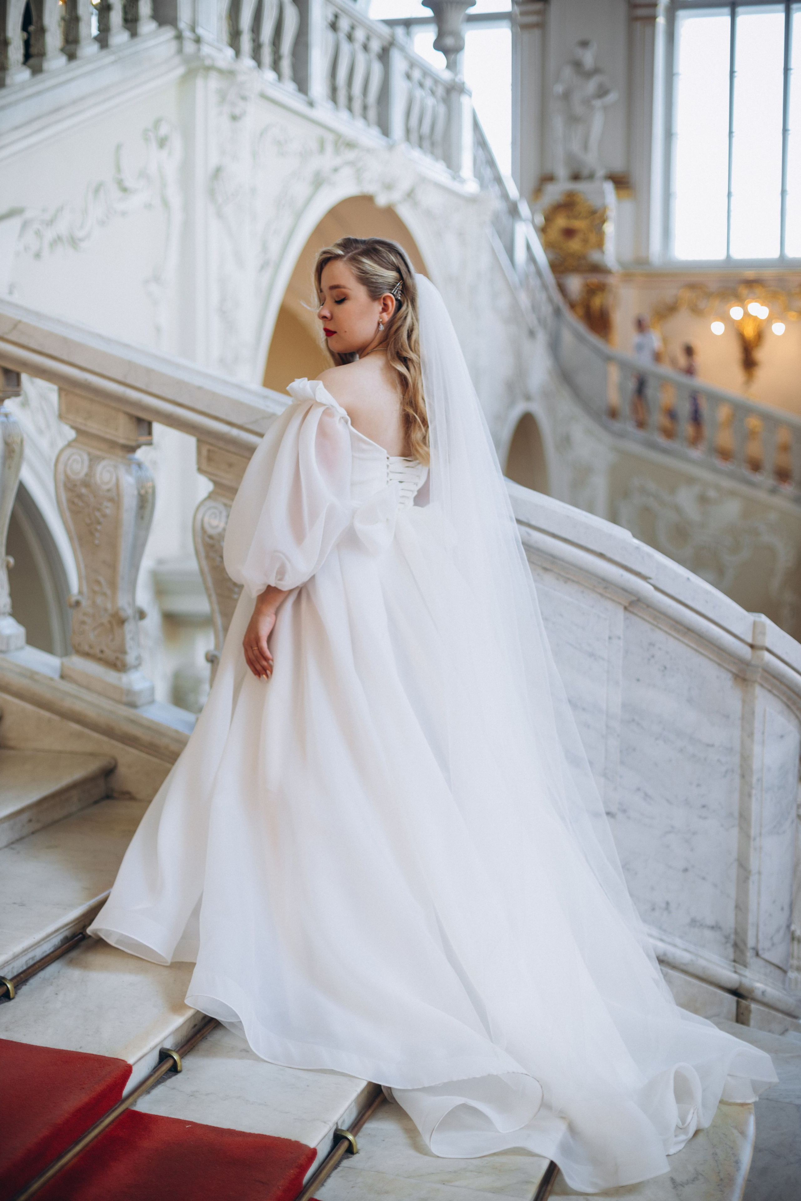 Прогулка в Эрмитаже. Свадебный и семейный фотограф в Санкт-Петербурге Яцына Юрий. Видеоопер