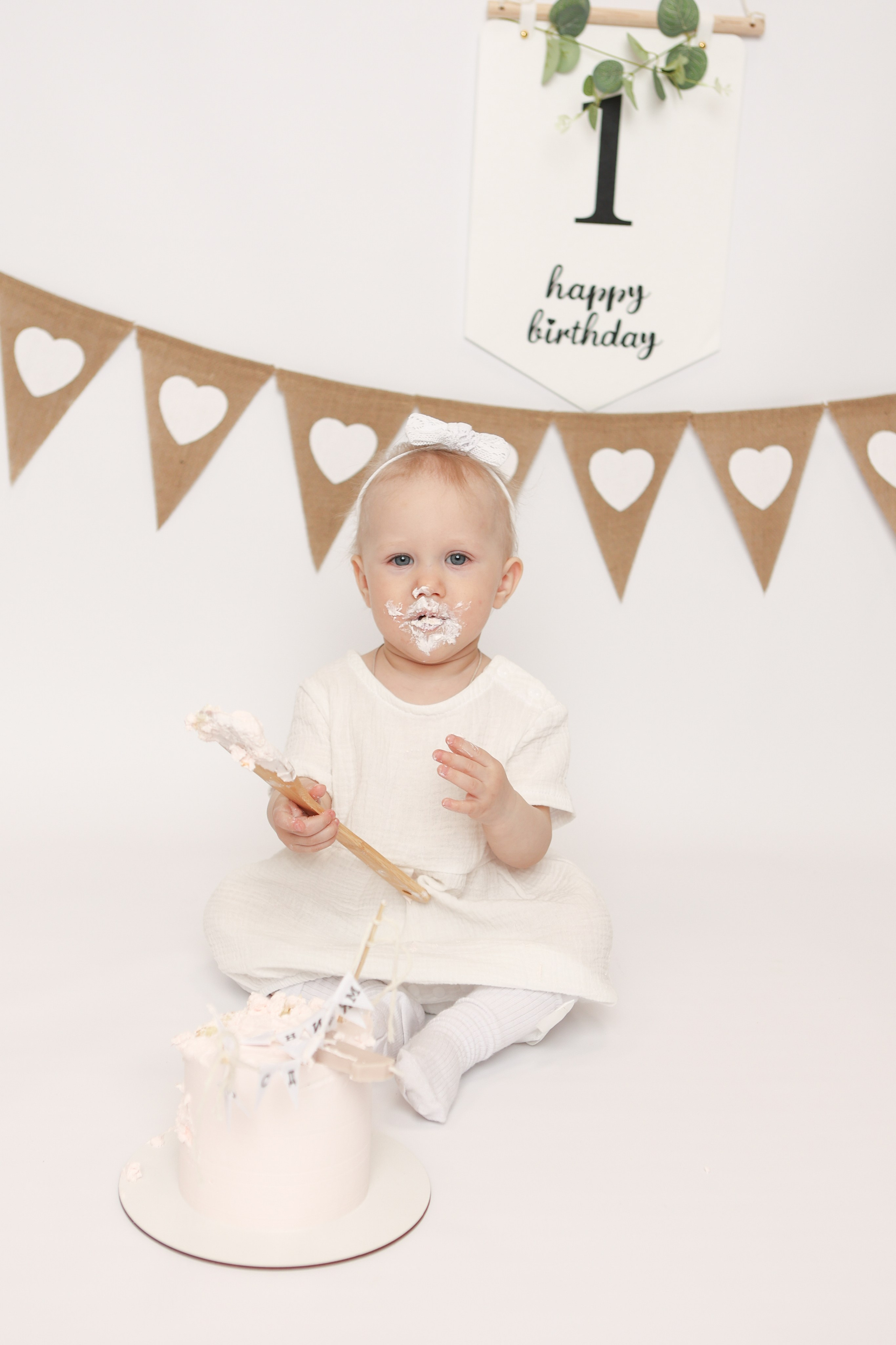 Крушение тортика. Фотограф новорожденных. Детский и семейный фотограф Марьяна Юдина