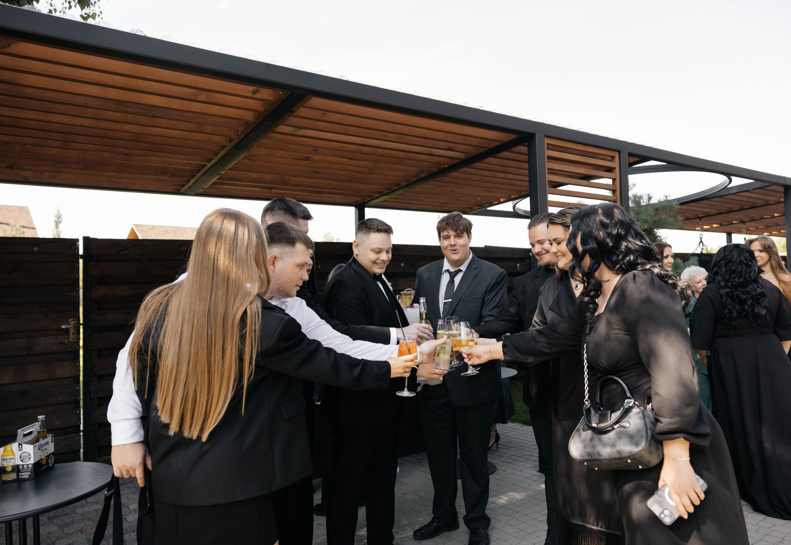 Свадебная история. Лесной Виладж. Свадебный и семейный фотограф Рассказова Виктория