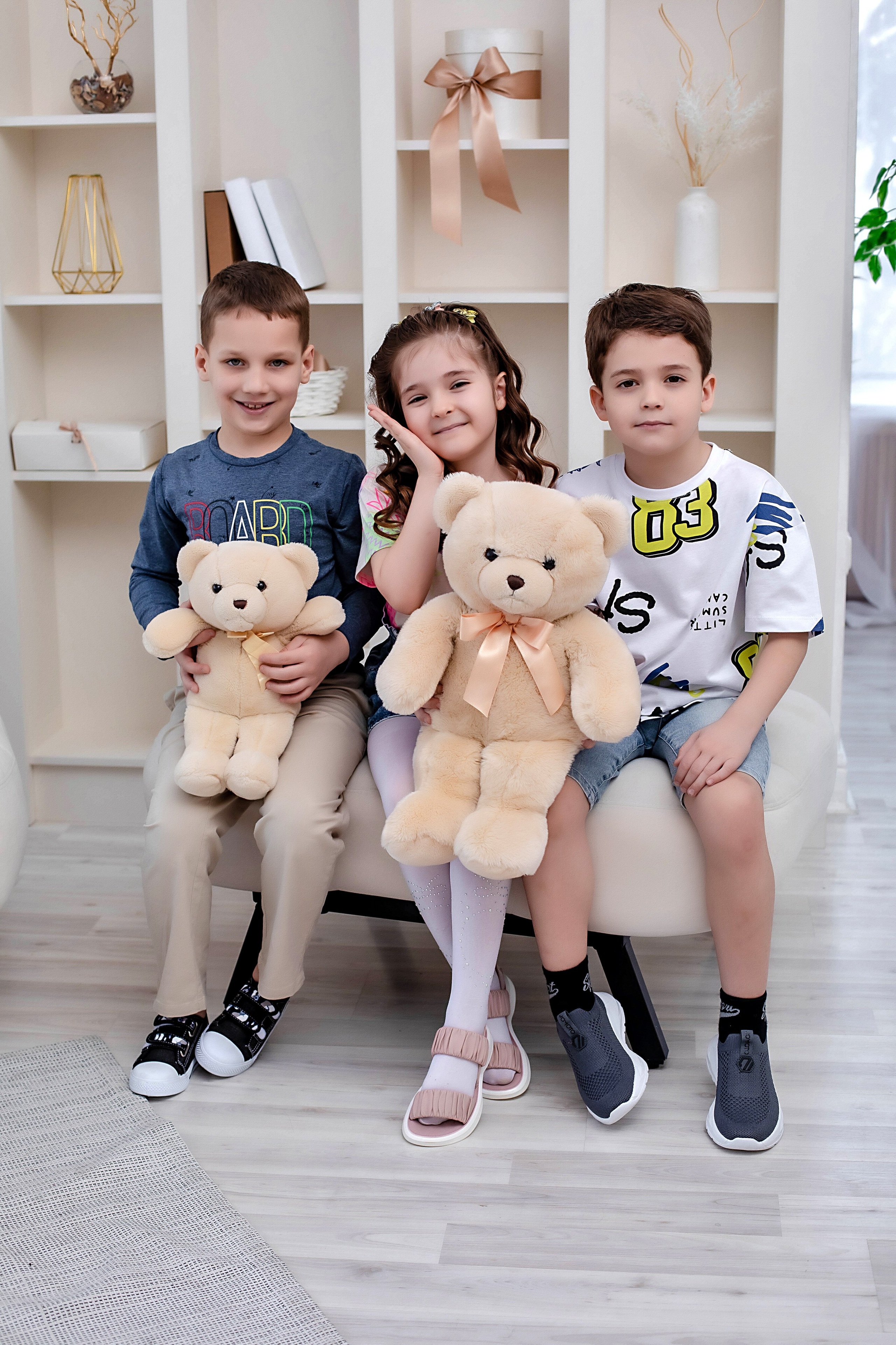 Выпускные (школьные) альбомы (книги) в Ростове-на-Дону. Современные Выпускные Альбомы в Ростове-на-Дону