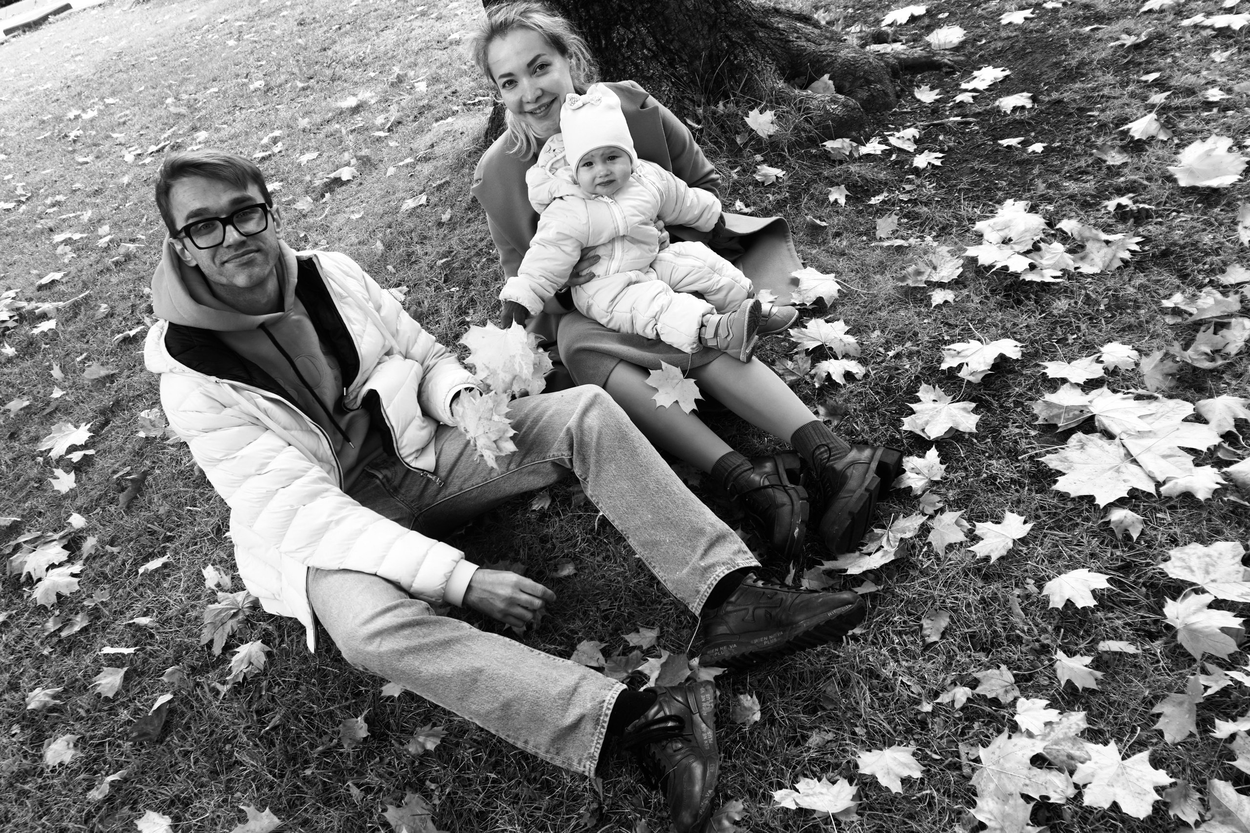 Осень в Останкино c Роксаной, Соней и Григорием. Репортажный и портретный фотограф Татьяна Одинцова