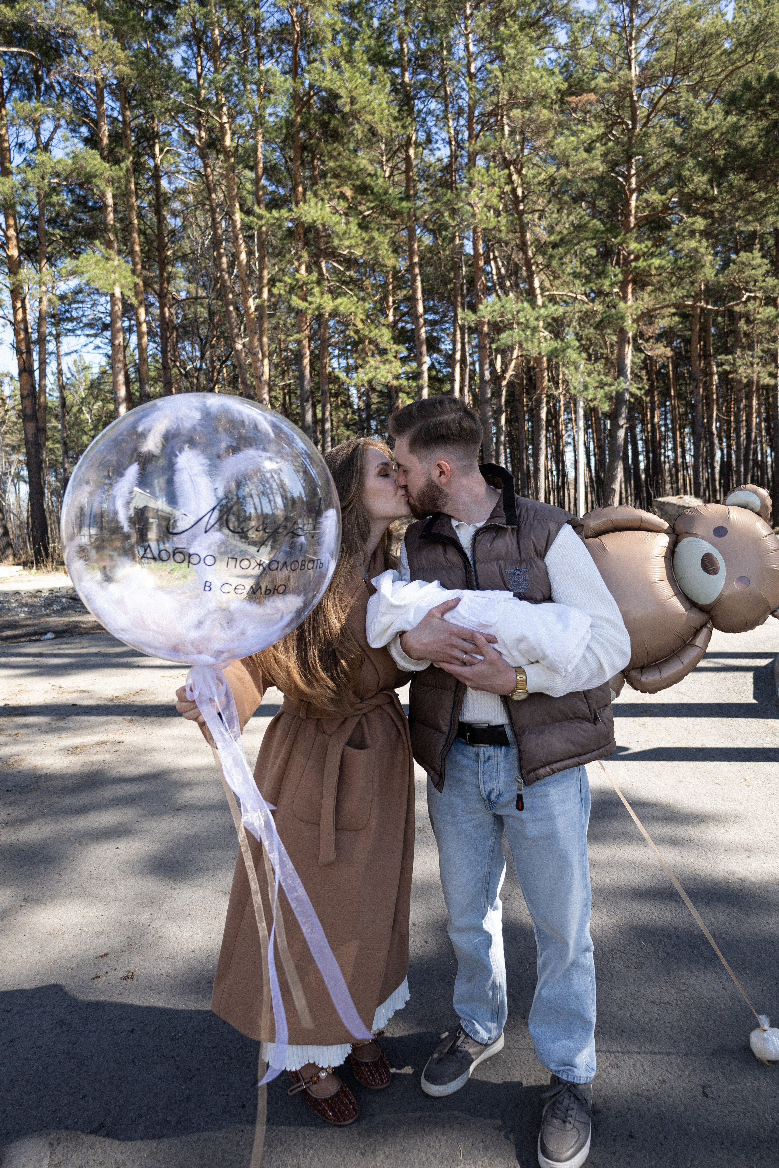Выписка. Роддом № 7. Фотограф Березенская Ирина в Новосибирске