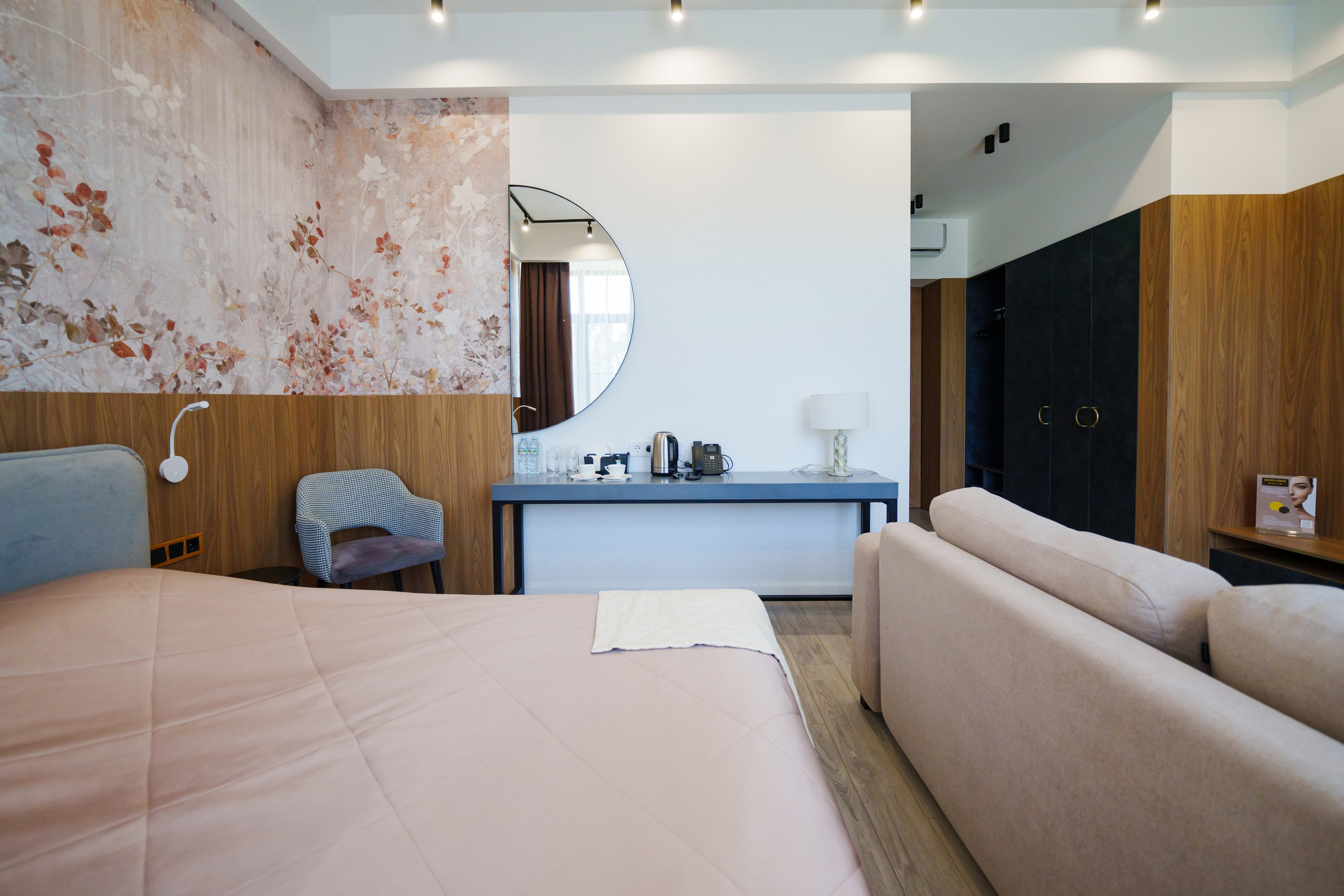 Интерьерная съёмка Golden Hourse. Свадебный и семейный фотограф в Ростове-на-Дону. Андрей Сайфутдинов