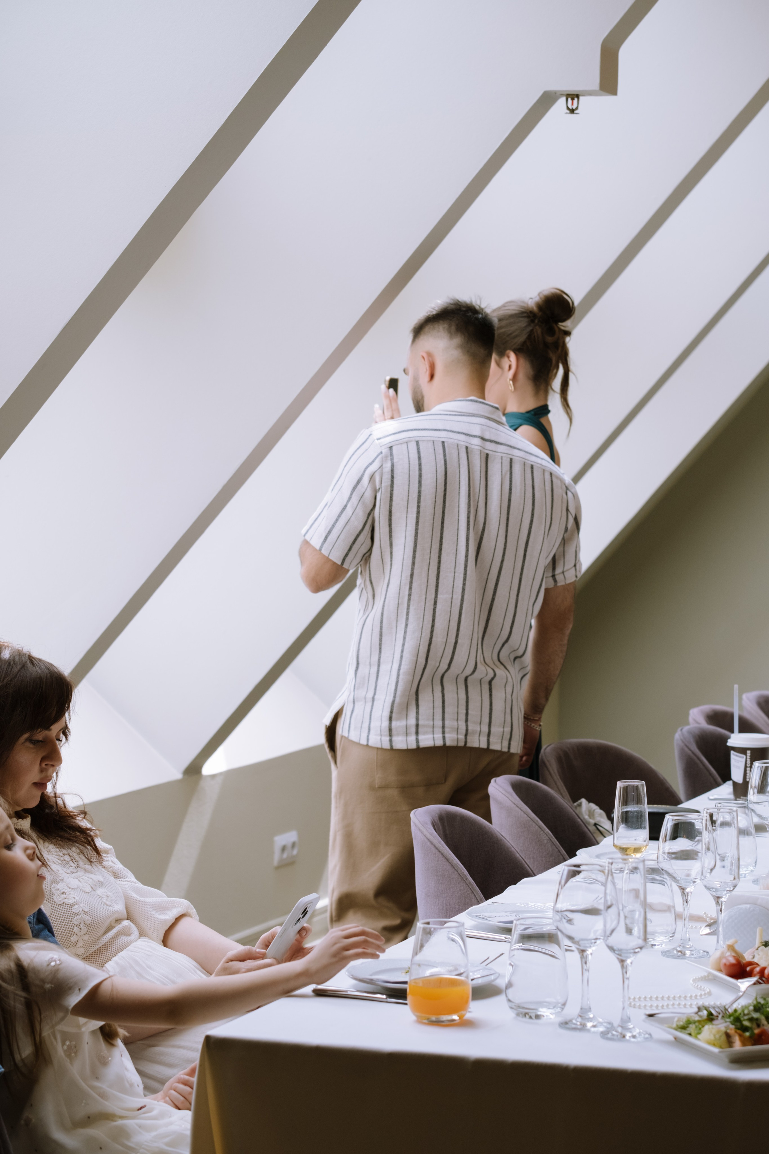 СВАДЕБНЫЙ БАНКЕТ НА ВЛАДИМИРСКОЙ В САНКТ-ПЕТЕРБУРГЕ (КАМЕРНАЯ СВАДЬБА). Профессиональный фотограф, Санкт-Петербург — Виктория Богомолова