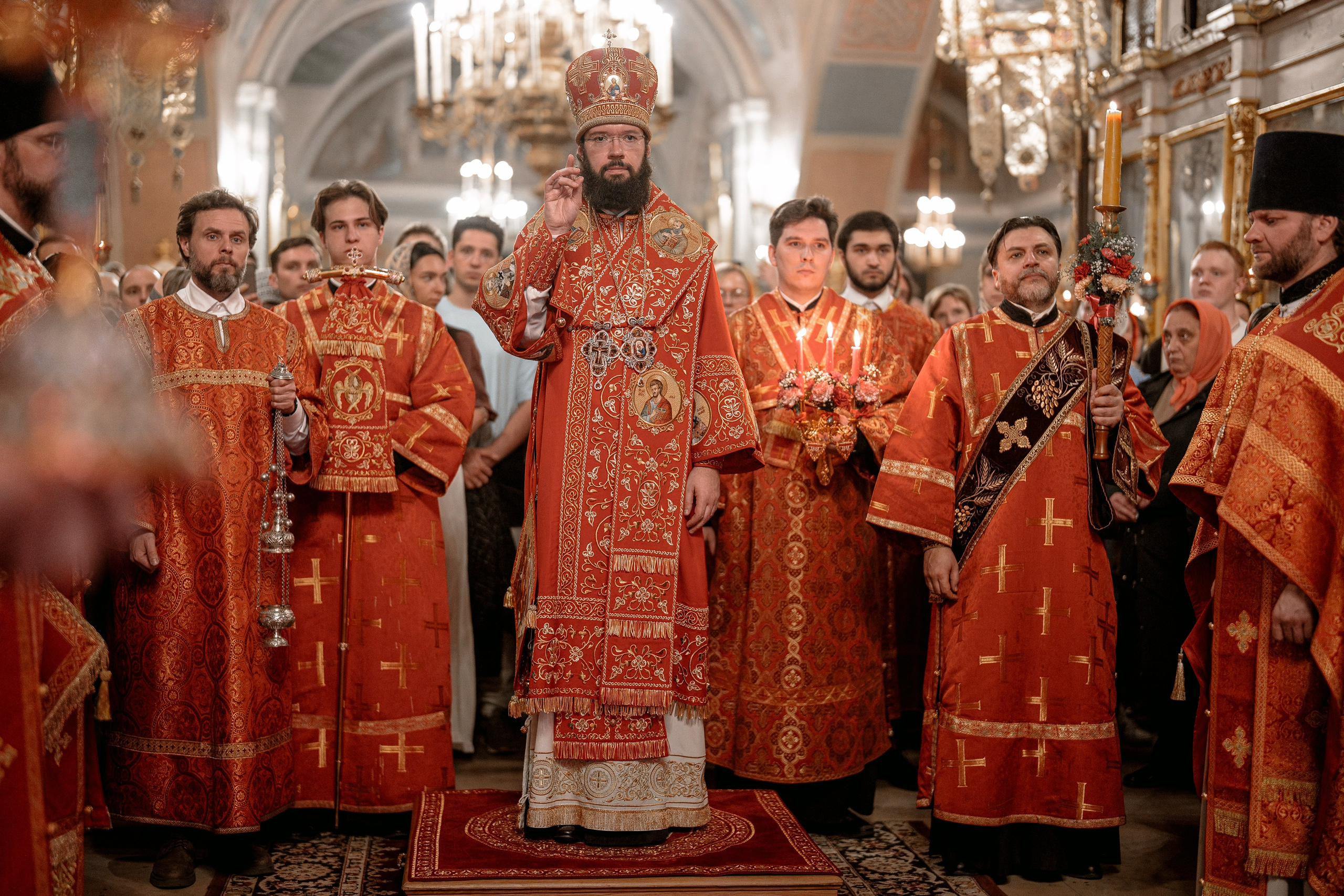 БОГОСЛУЖЕНИЯ. Фотограф Елена Лунева