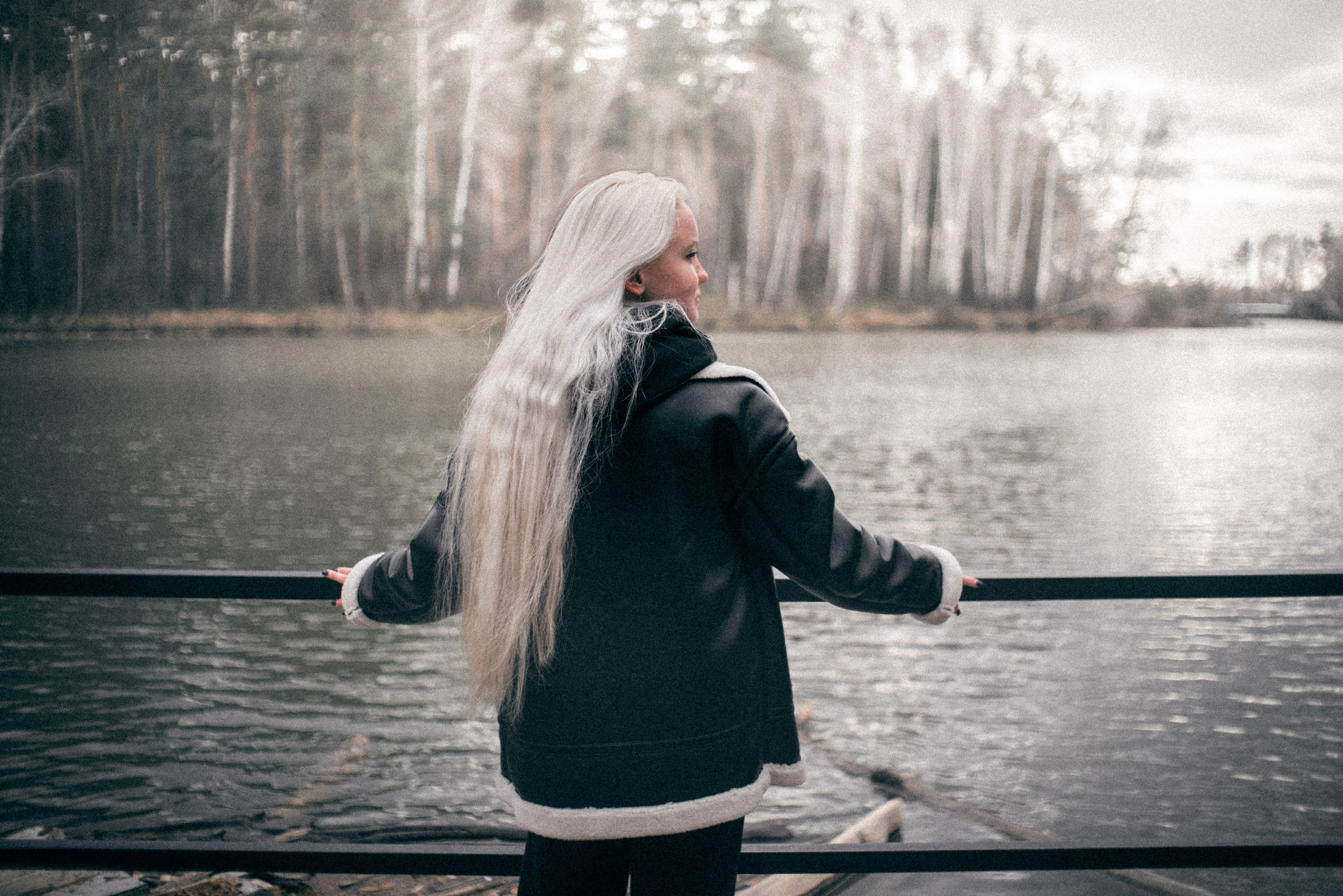 Саша, прогулочная съёмка. Фотограф в Новосибирске Полина Колмачевская