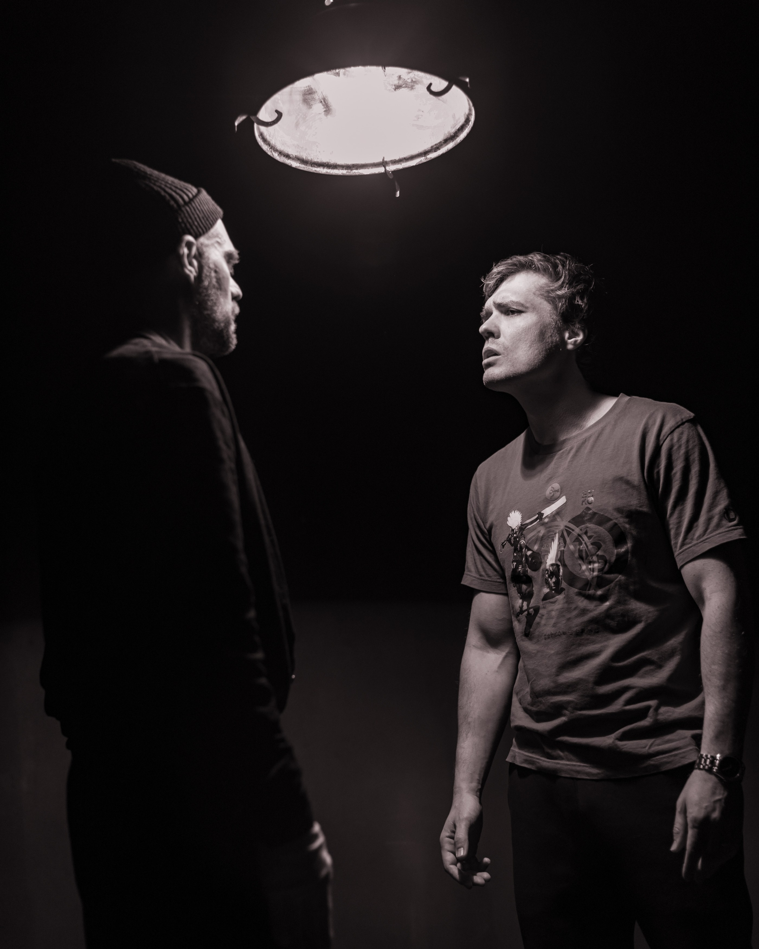 Спектакль «АЛЯСКА». Игорь Березин — фотограф в Москве. Мужские портреты и коммерческая съёмка