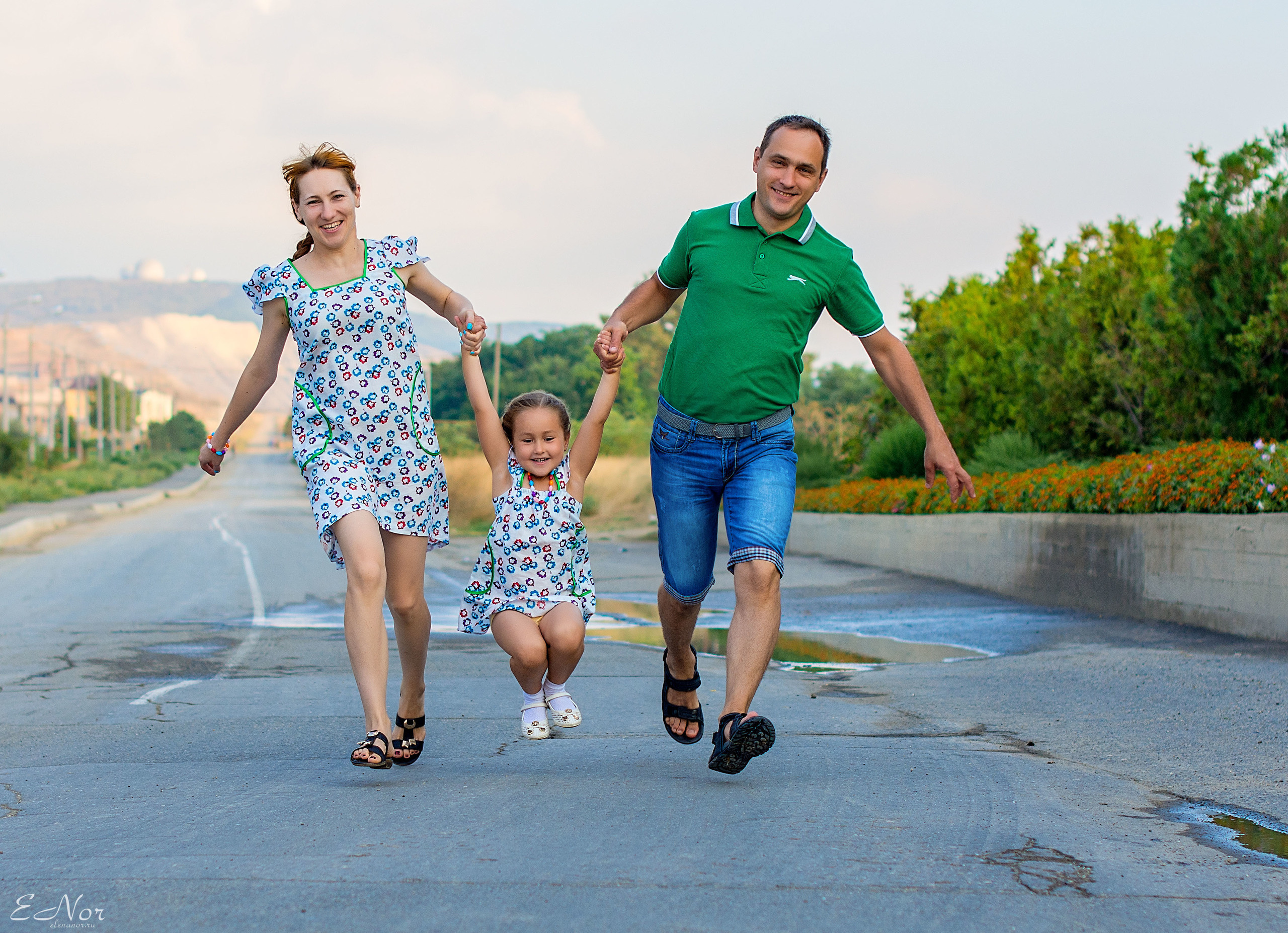 Семейные фотографии. Фотограф в Анапе Елена Нор