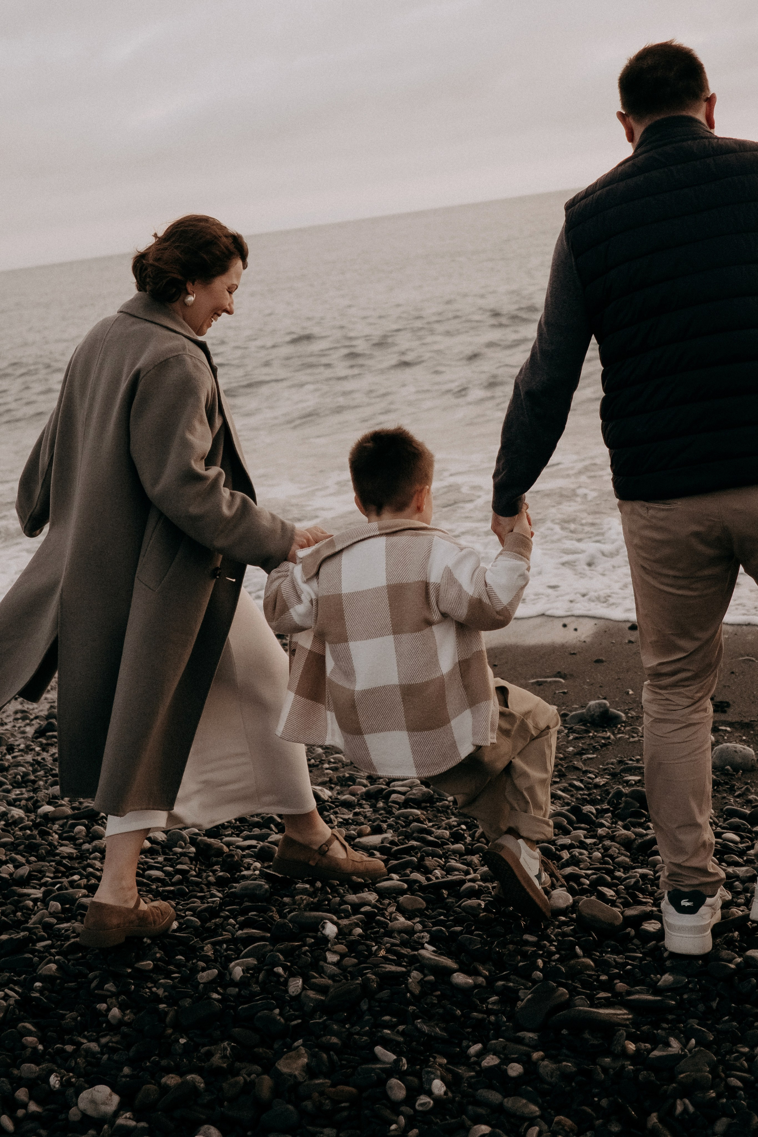 Семейные фотосессии в Сочи, Сириус и на Красной поляне. Семейный, свадебный фотограф Сочи, Адлер, Красная поляна