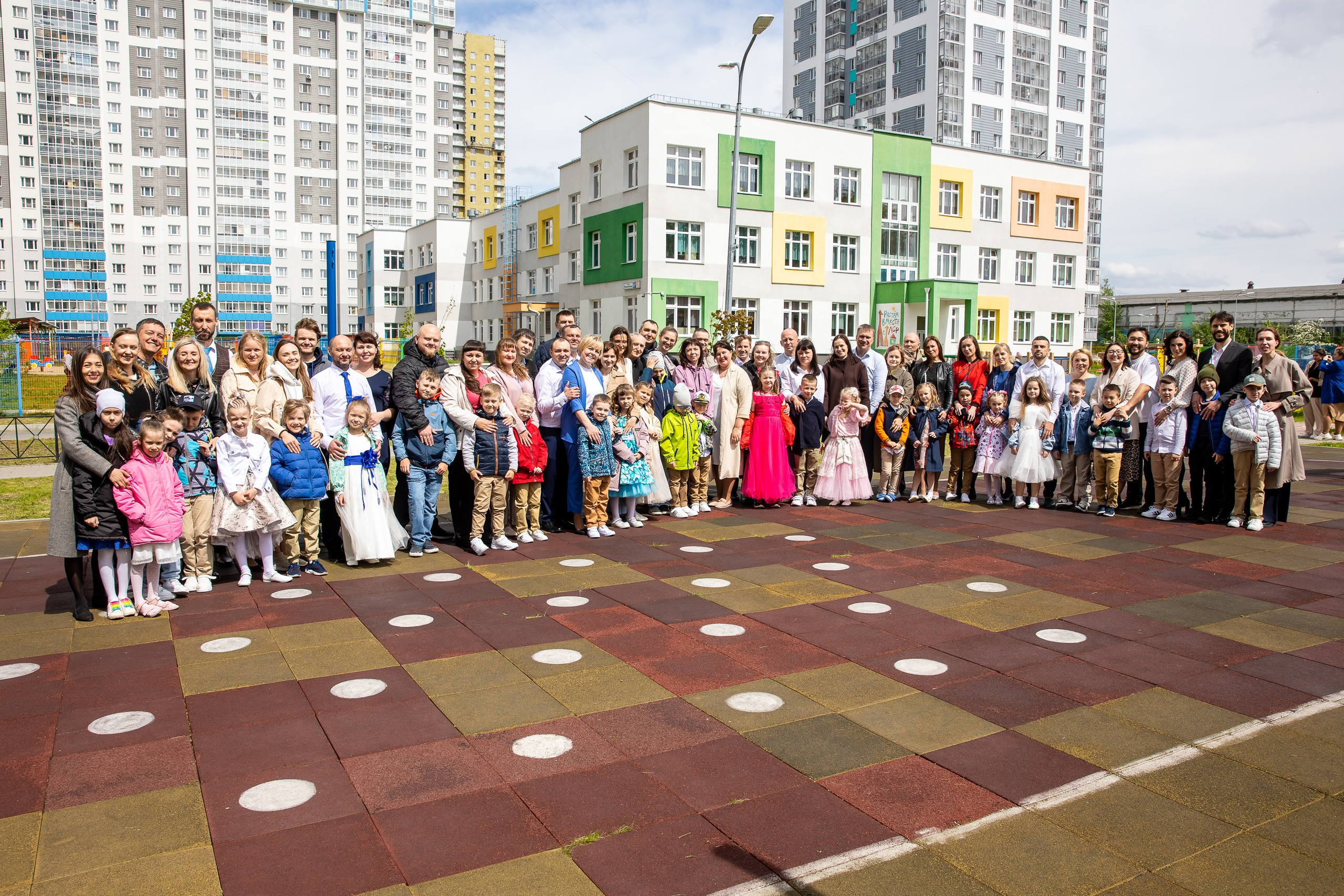 Фото и видео на выпускной в школе и детском саду. Свадебный, семейный видеограф и фотограф в Екатеринбурге Николай Рыков