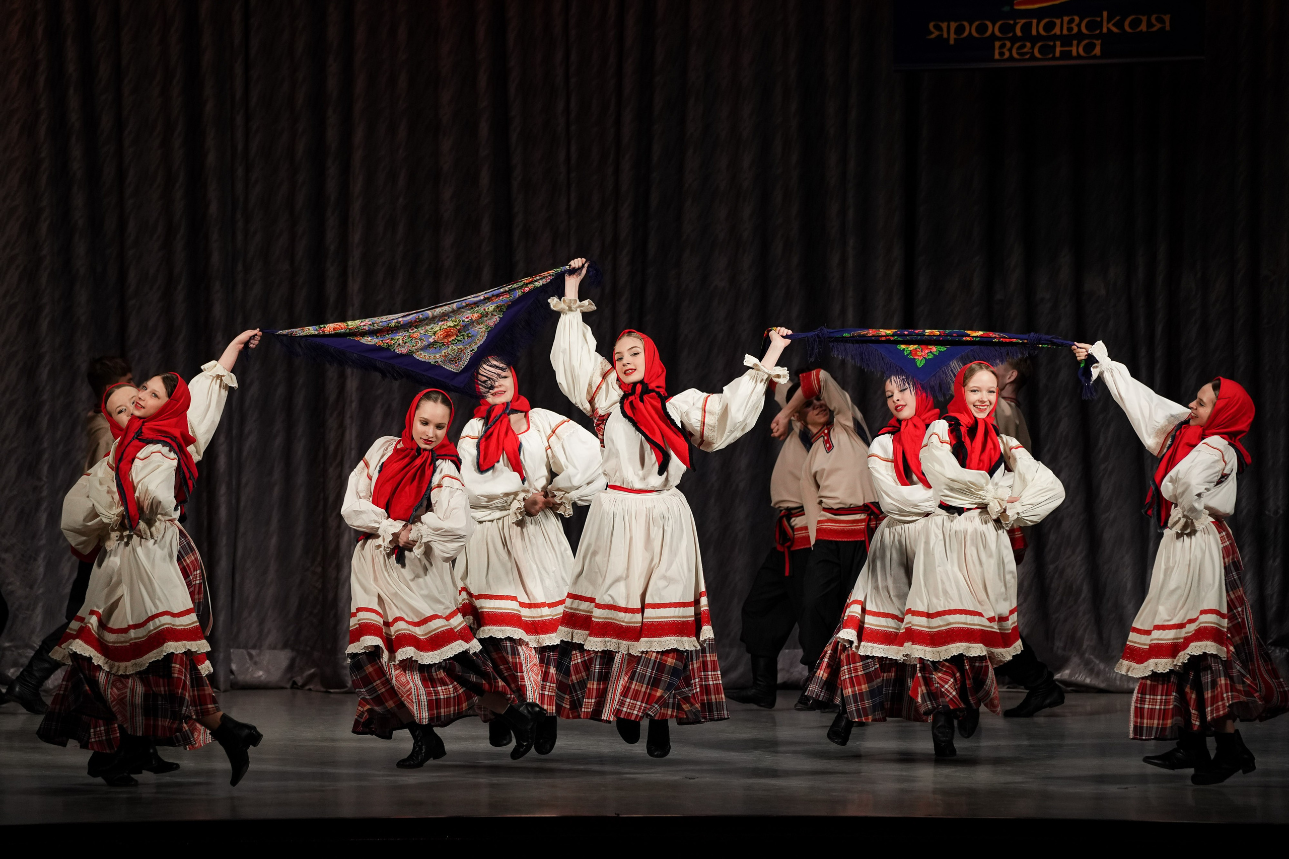 Концерт фестиваля «Ярославская Весна». Репортажный фотограф Сергей Сажин г. Ярославль