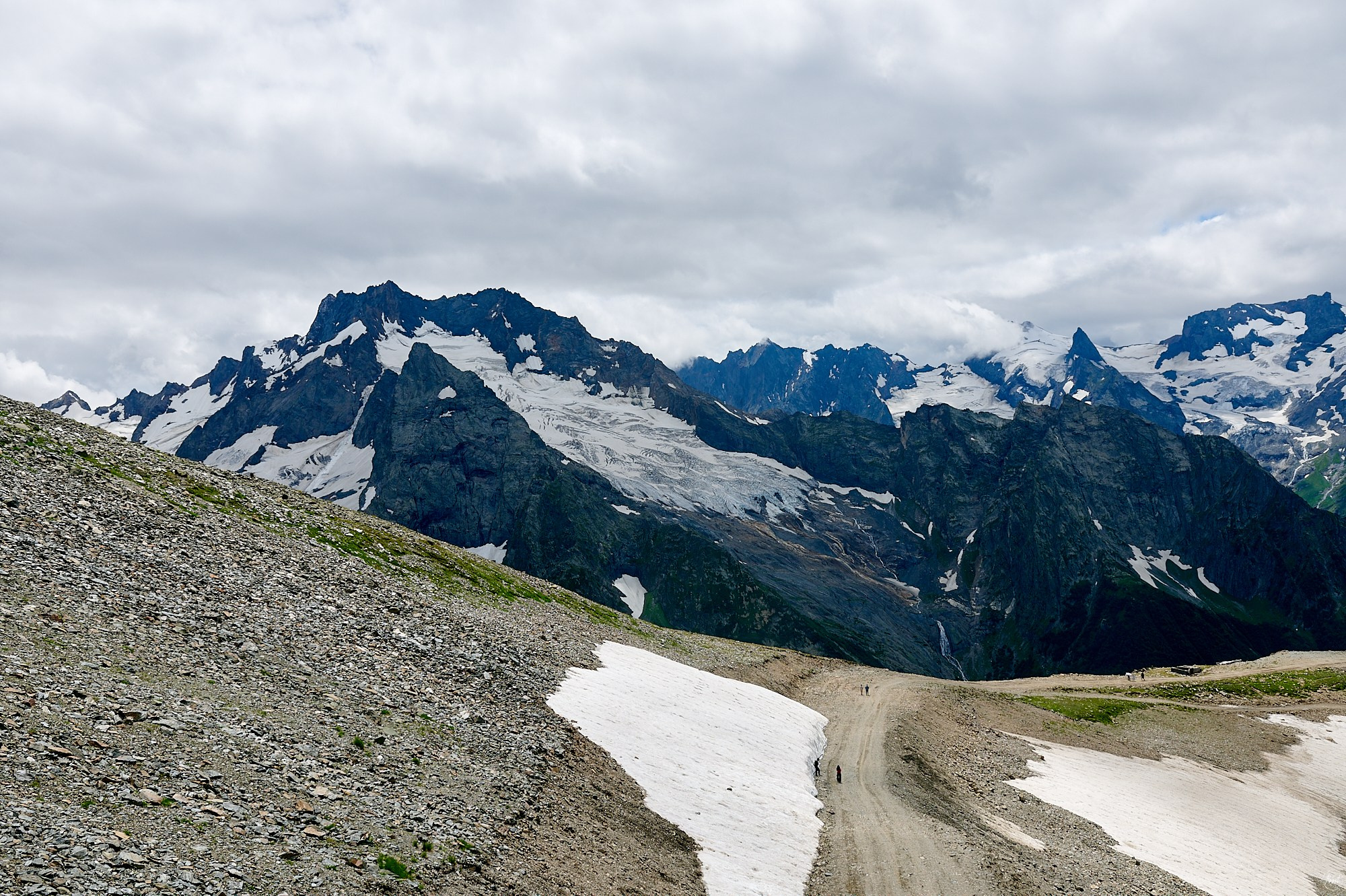 Домбай август 2024. Фотографии отовсюду и обо всем