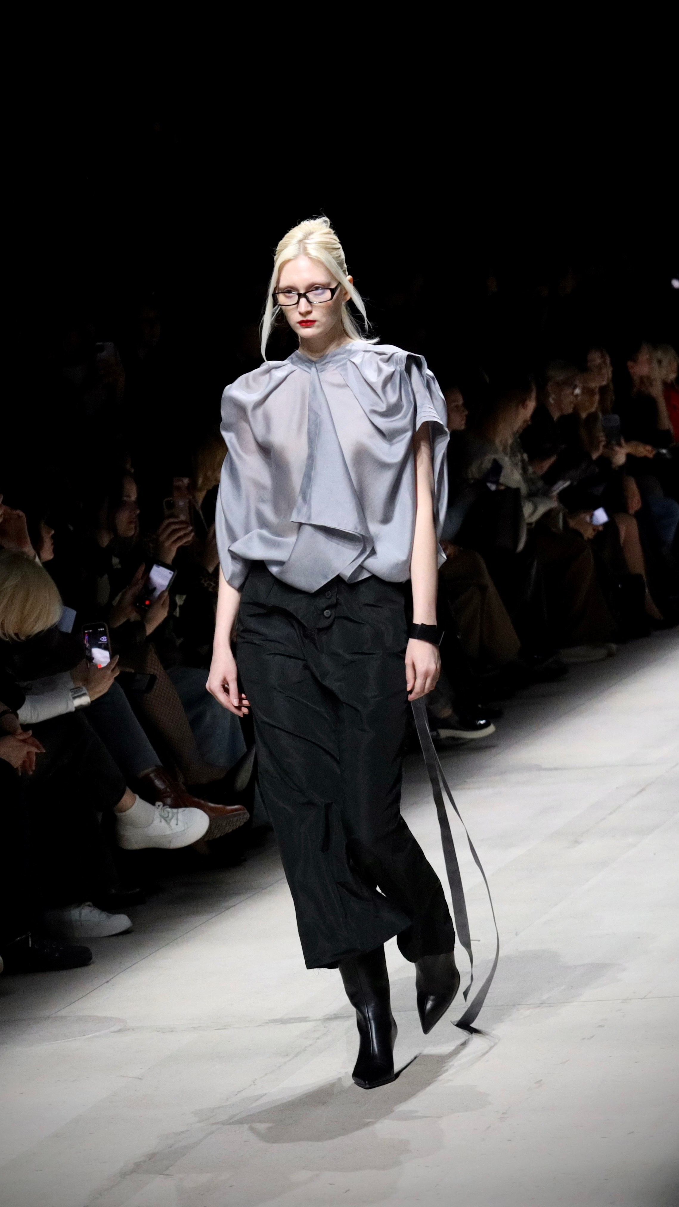 Фото с показа Darya Kipriyanova MFW 17.03.2026. Фотосессии и репортаж — Фотограф в Москве — Рина Серёгина