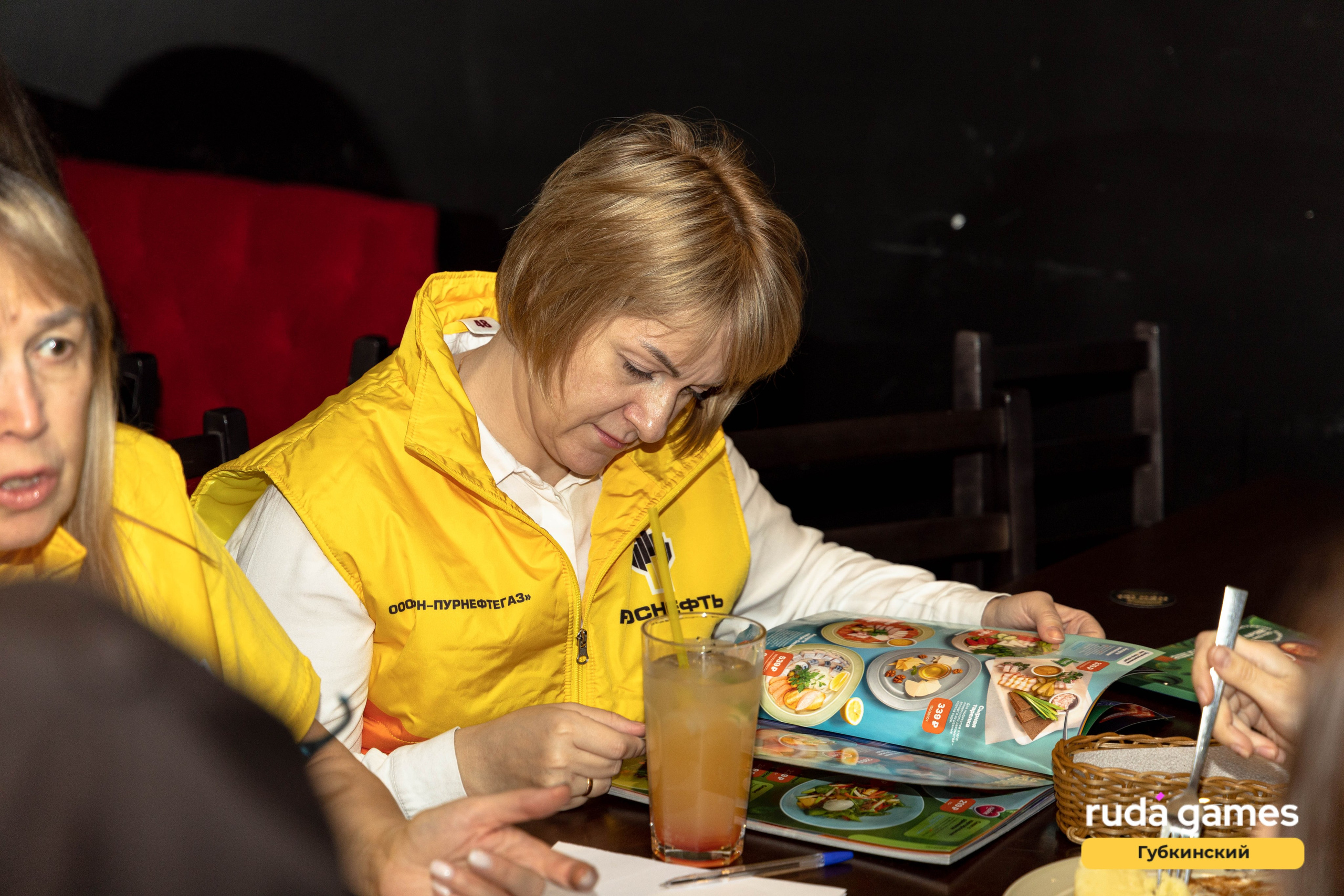 23 сентября. Фотограф в Губкинском | Александра Артамонова