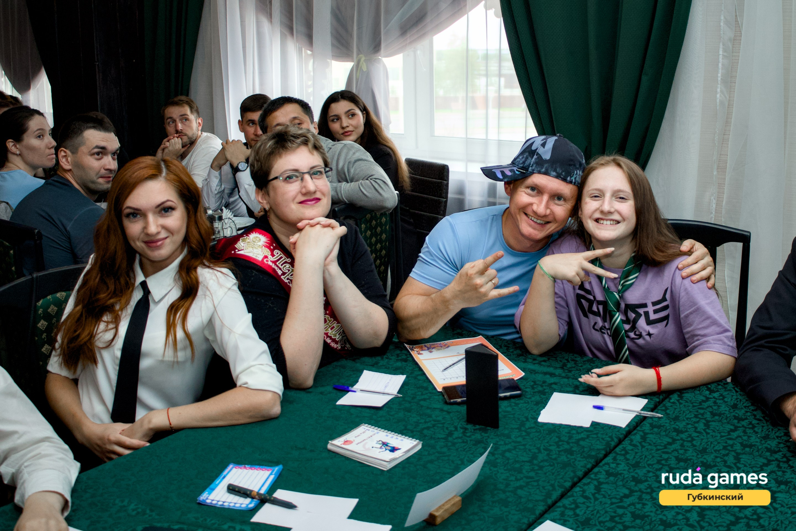 1 сентября. Фотограф в Губкинском | Александра Артамонова