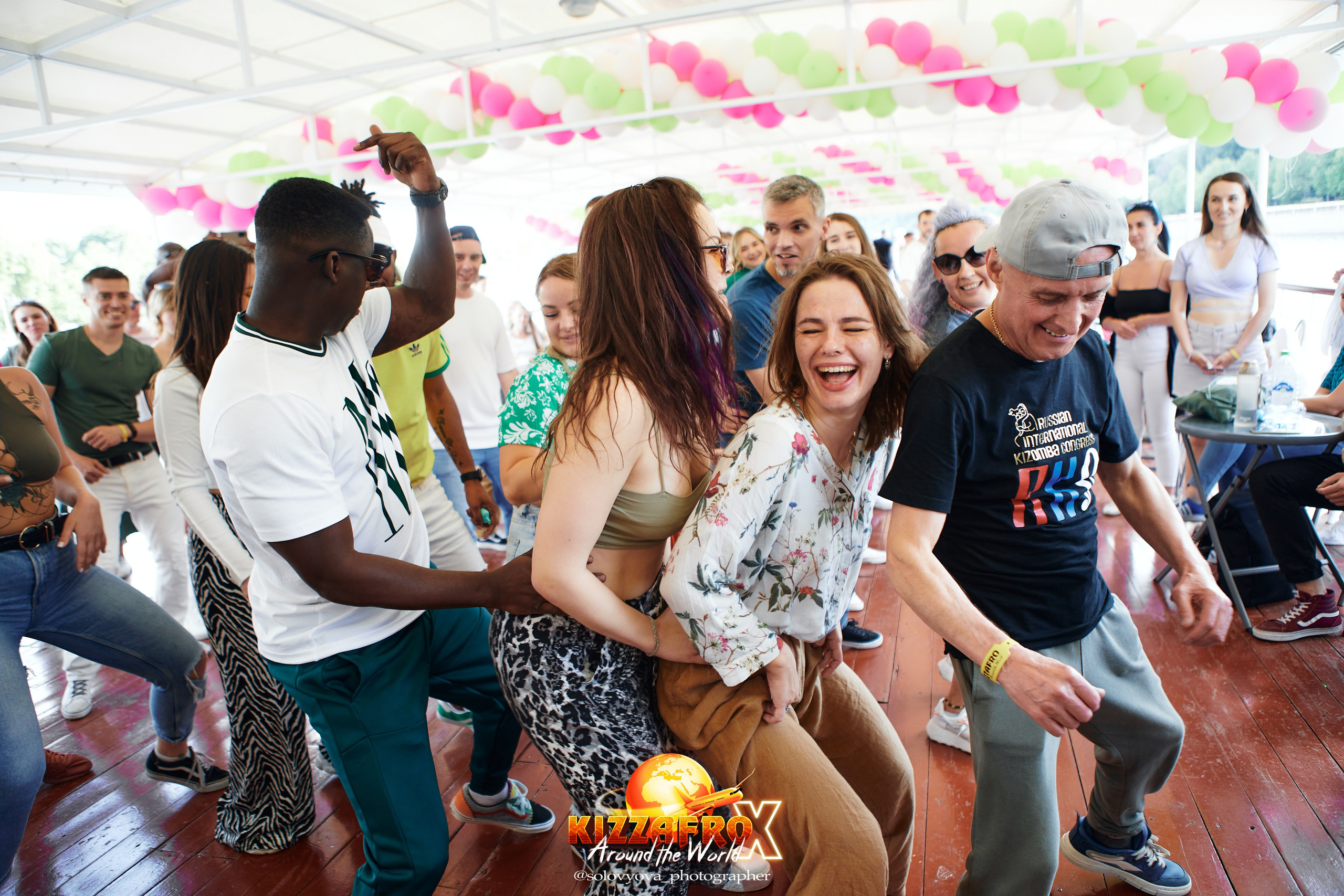 Boat party. Свадебный фотограф