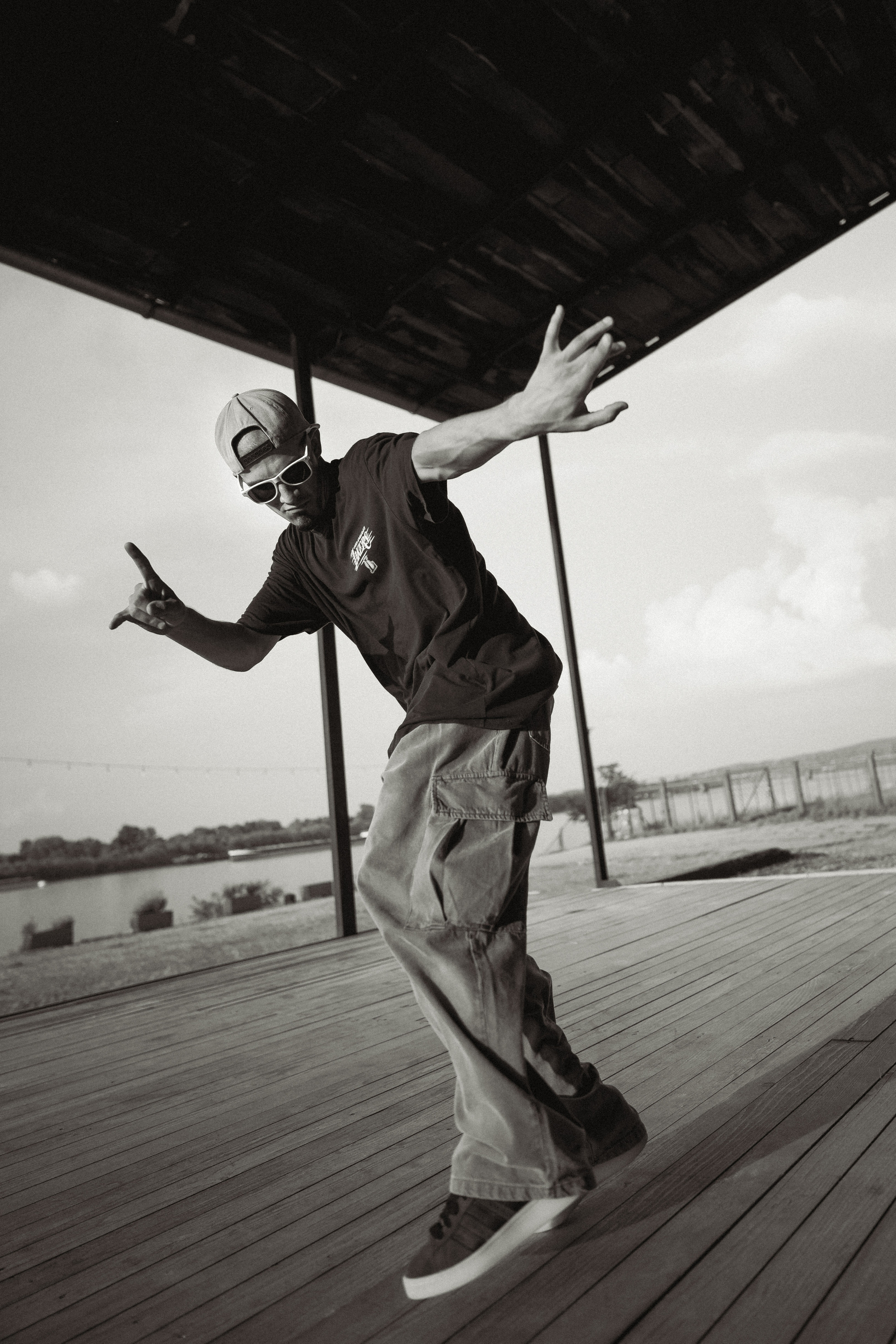 Мужская фотосессия в городе, фото съемка танца. Фотограф в Белграде Чугреева Елена