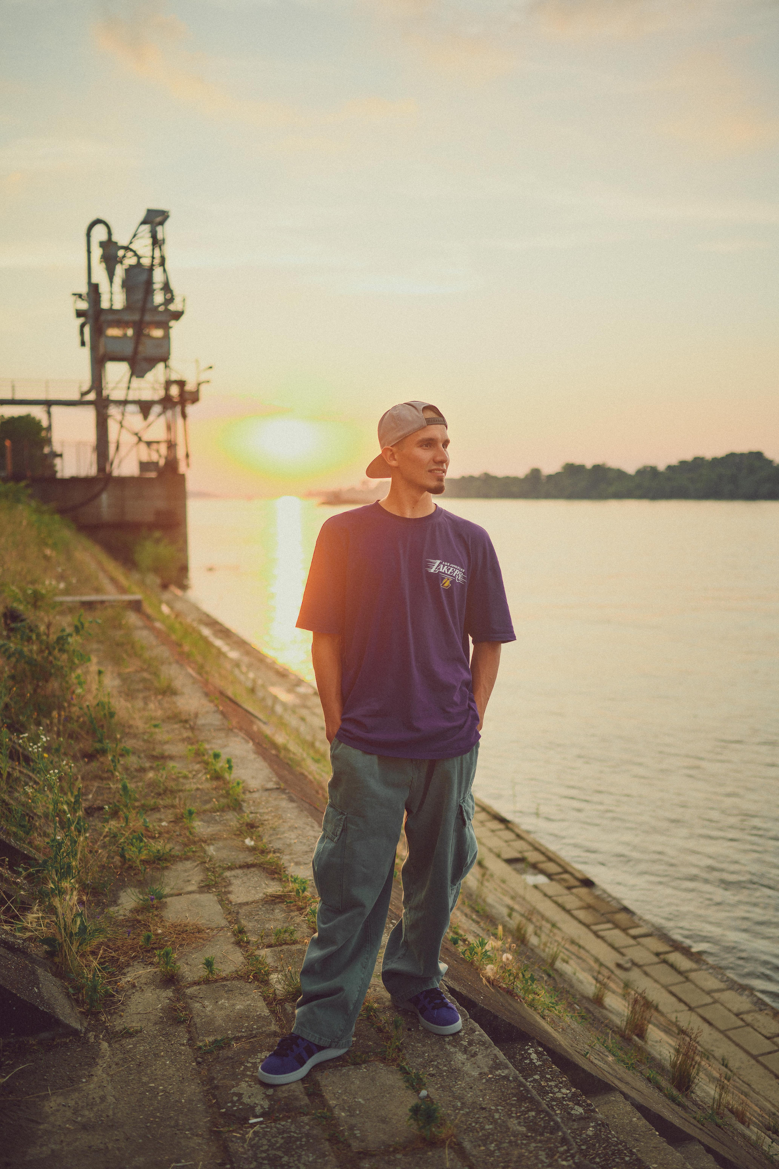 Мужская фотосессия в городе, фото съемка танца. Фотограф в Белграде Чугреева Елена