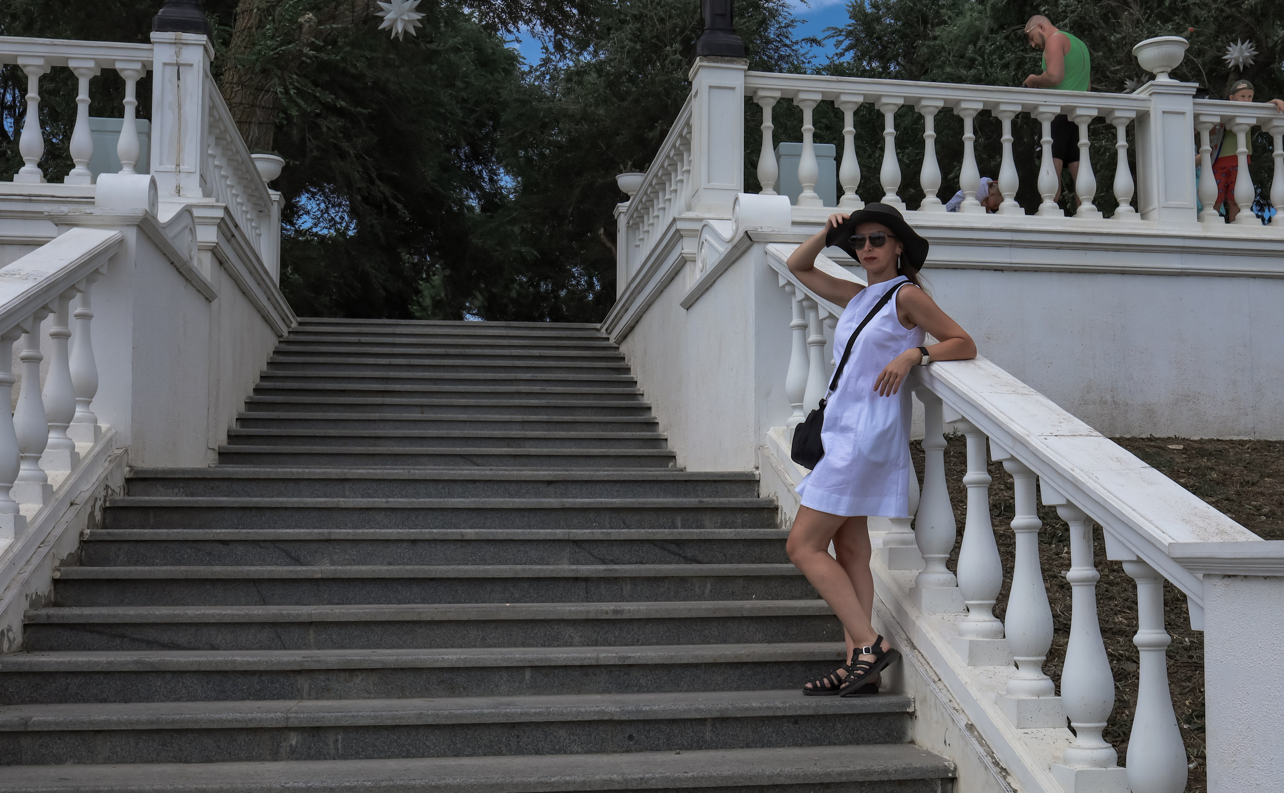 Тамань. Женский портрет и немного больше в Санкт-Петербурге