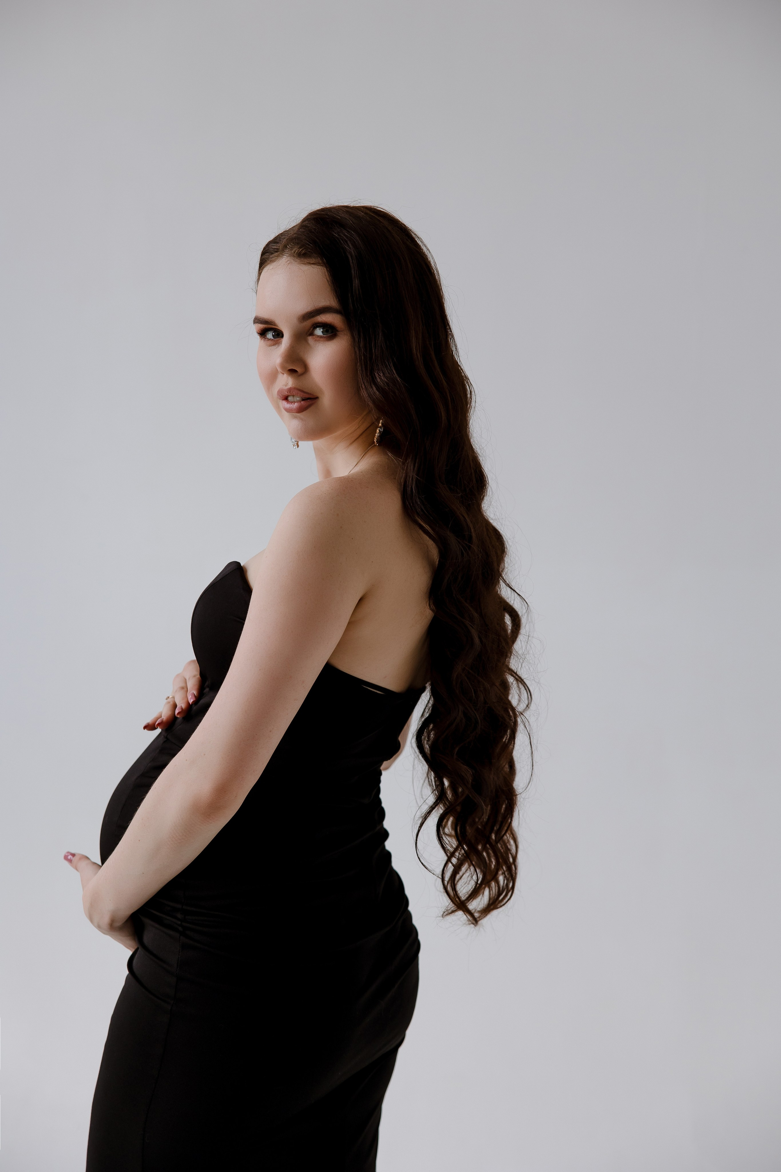 Фотосессия беременной девушки в фотостудии. Свадебный и семейный фотограф в Самаре и Тольятти | Елена Топанцева