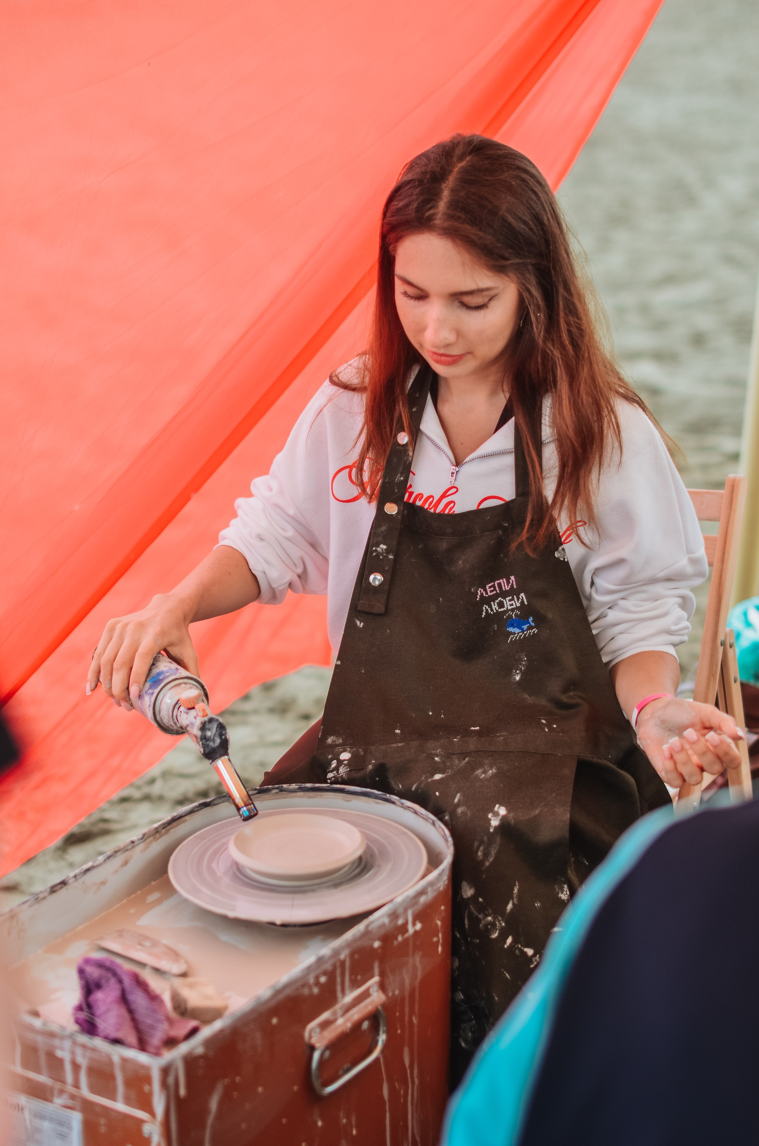 Фестиваль «Грань» 2025. Спортивная площадка. Денисова Аля — фотограф для парных съемок и индивидуальных историй в Барнауле