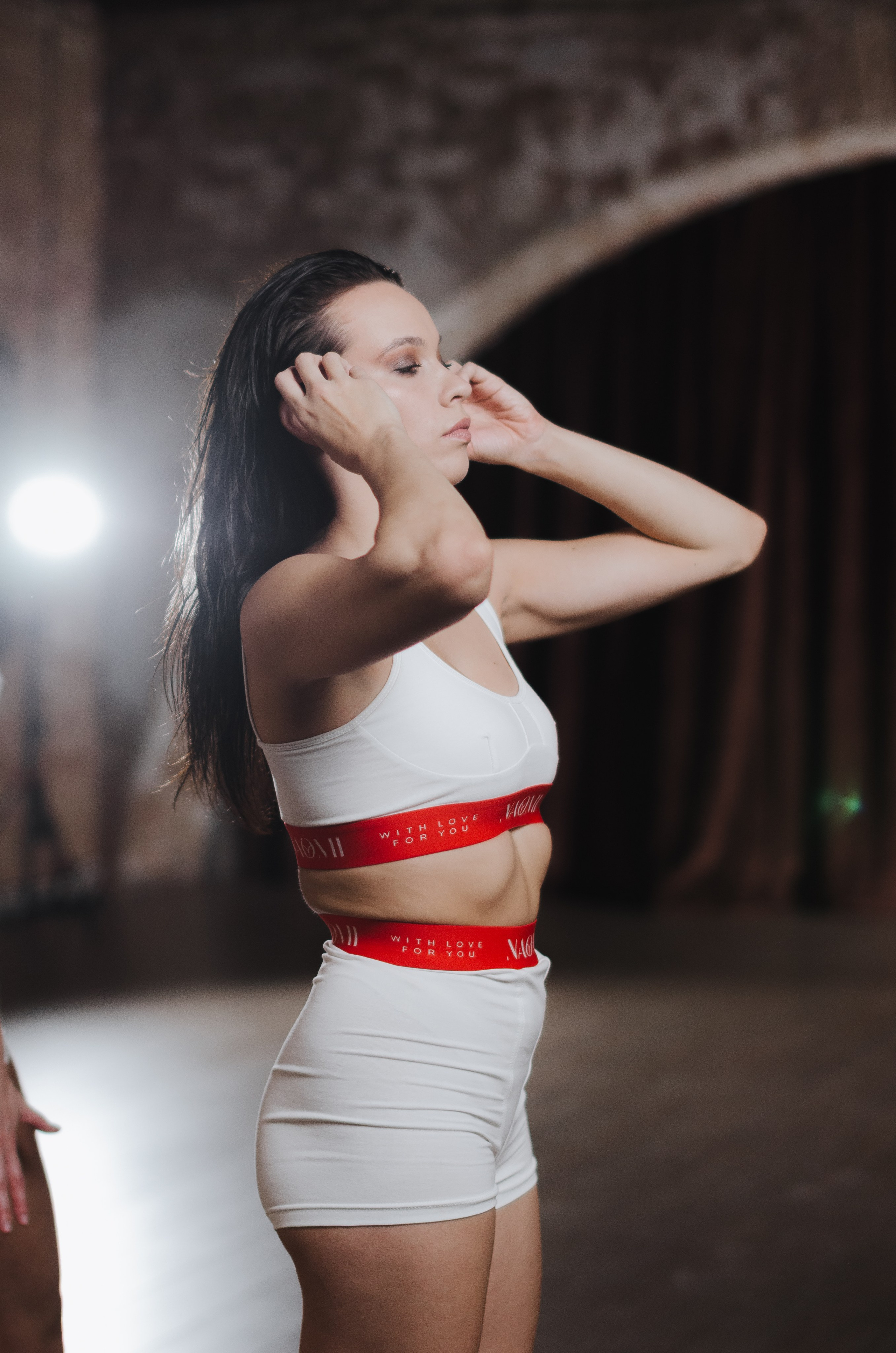 Фото-подглядки с видеосъемки танцевальной команды «Secret». Денисова Аля — фотограф для парных съемок и индивидуальных историй в Барнауле