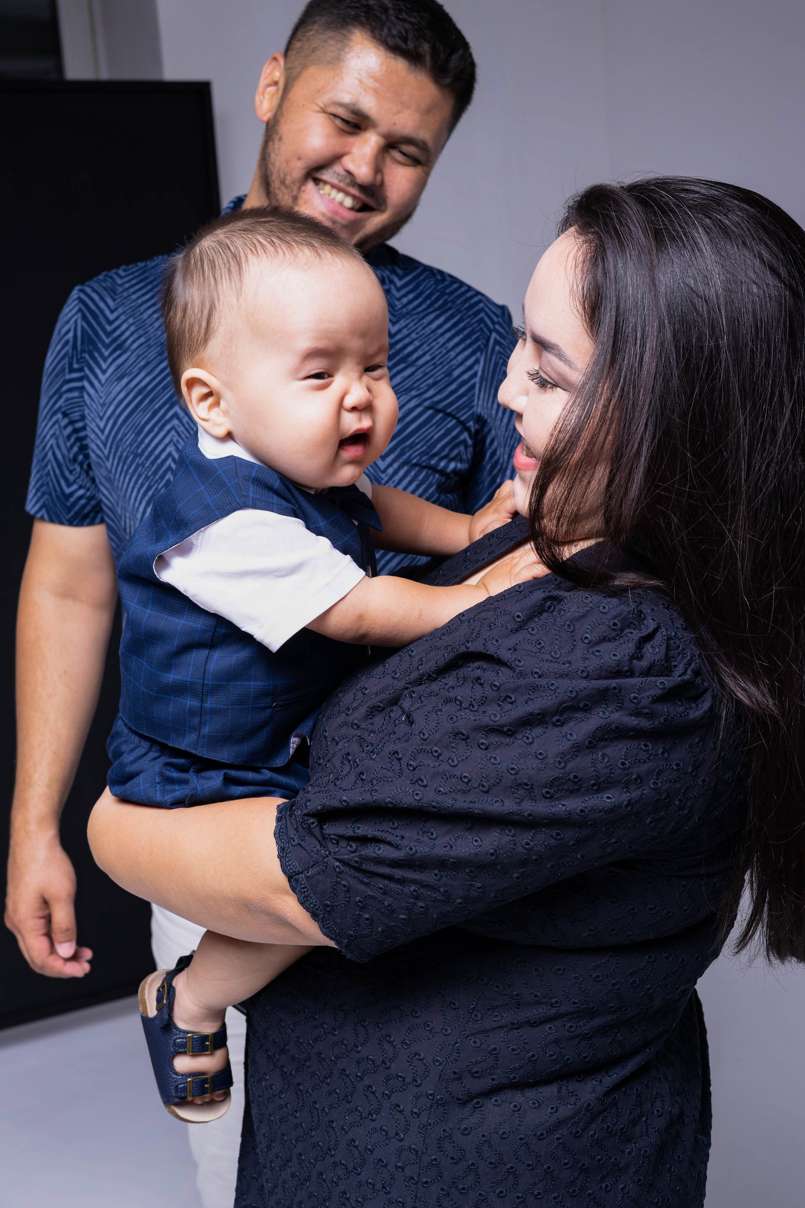 Детская семейная фотосессия в Алматы — профессиональный детский фотограф. Фотограф Алматы