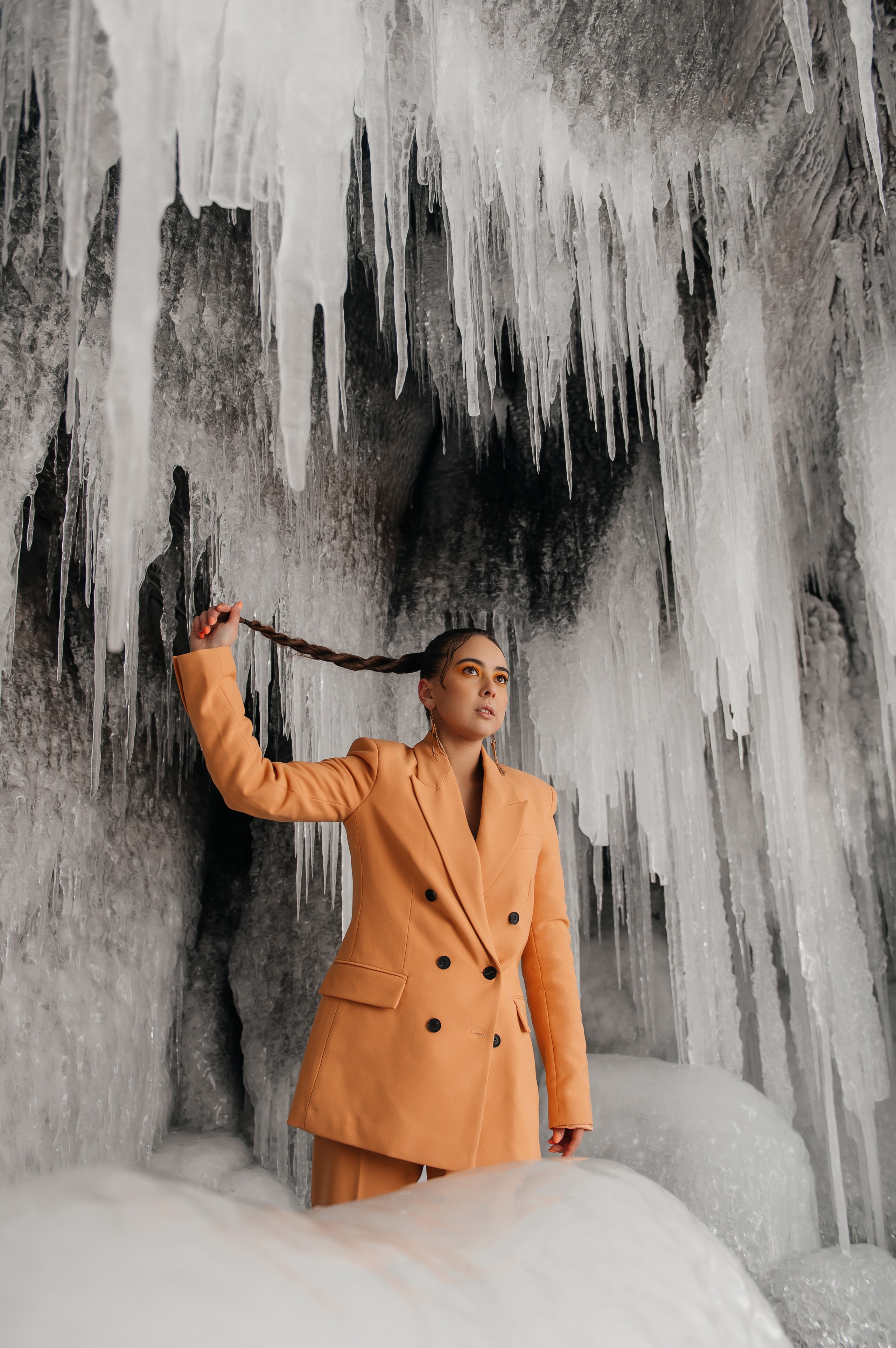 Женская съемка на Байкале. Фотограф Москва и Видеограф Москва