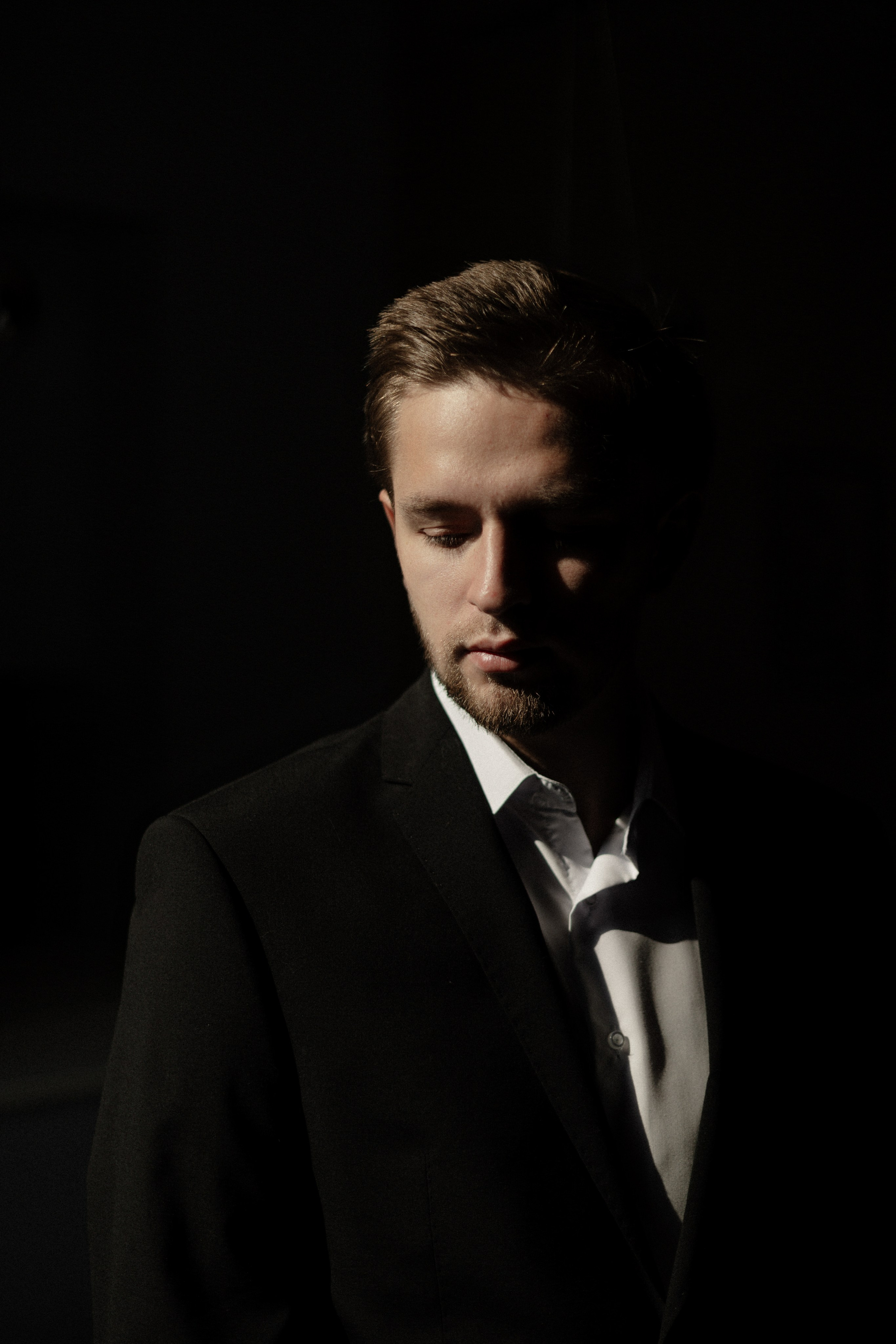 Арина и Дима. Сборы, роспись и прогулка. Свадебный и портретный фотограф в Москве Анастасия Масюк