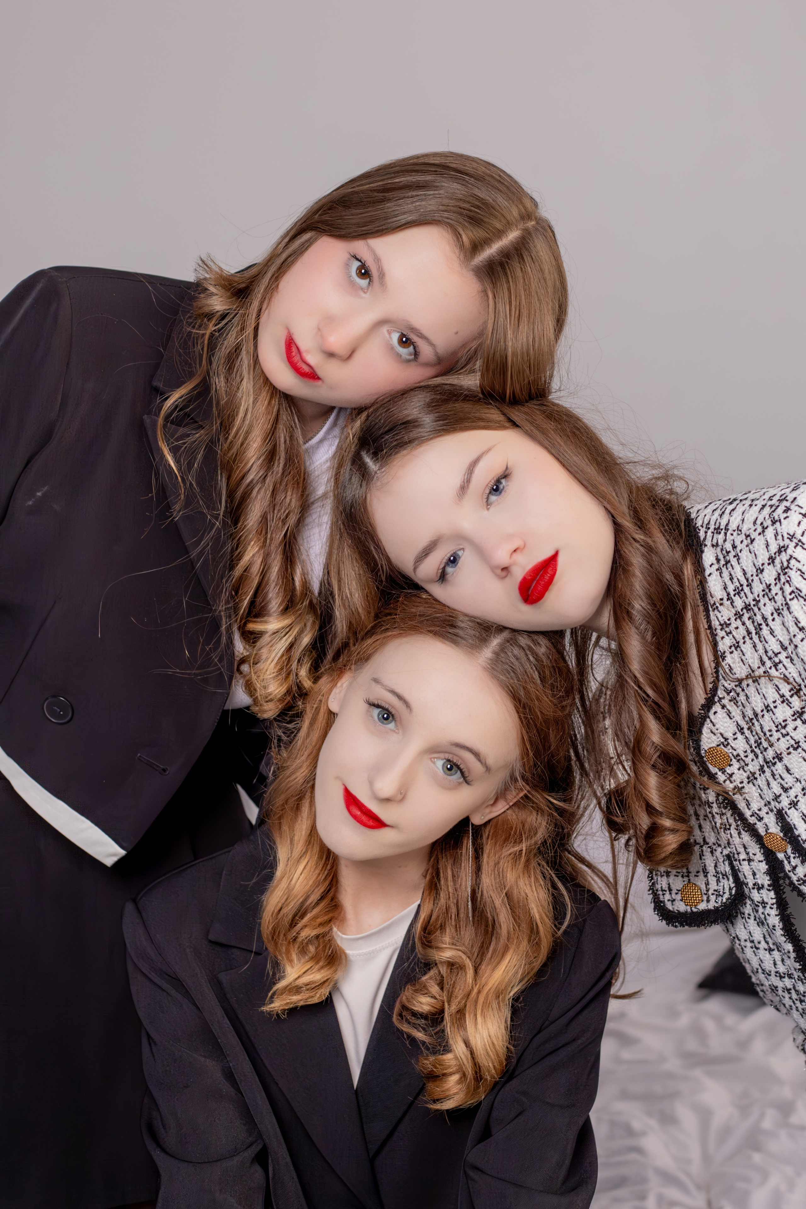 Детские фотосессии для фотоальбомов (школа, детский сад). Семейный и свадебный фотограф в Москве и Домодедово Анна Авилочкина