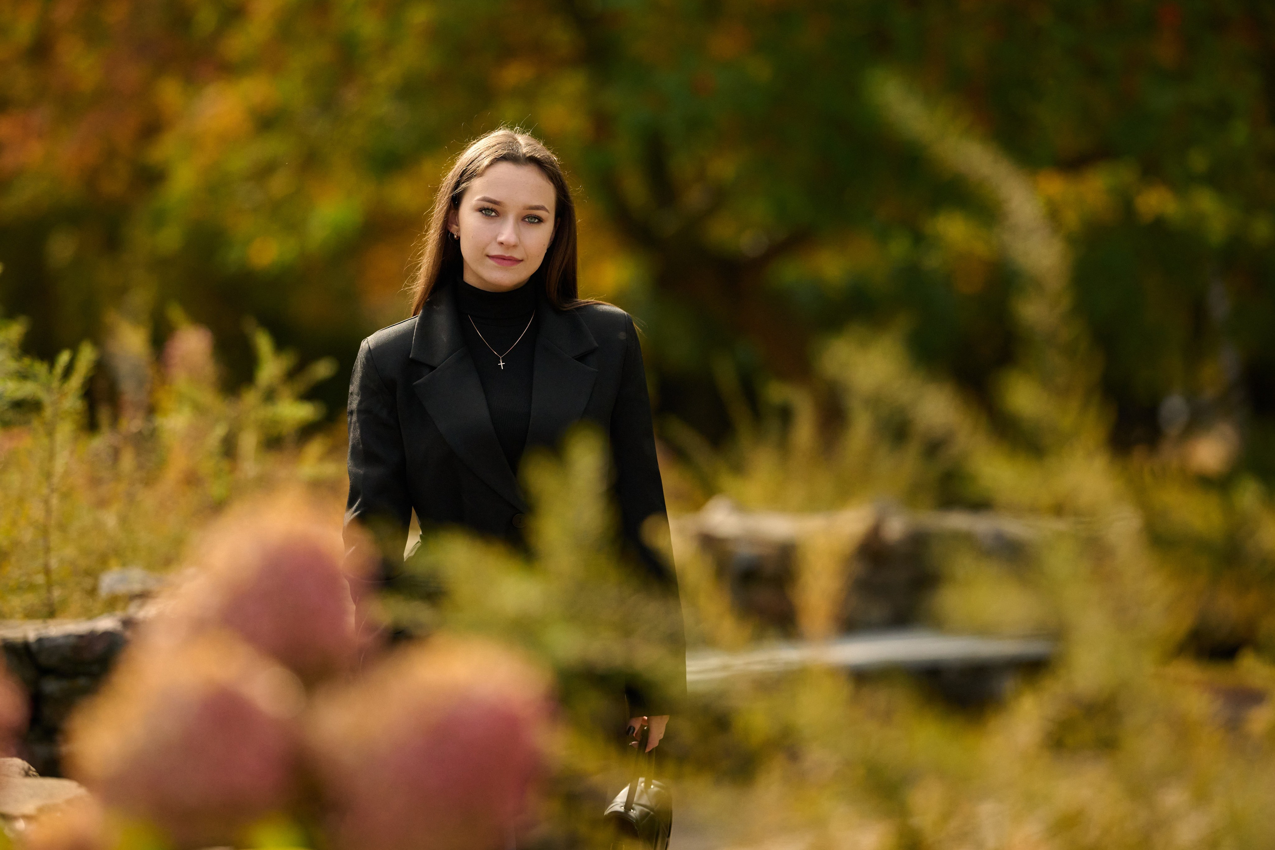 Фотосессия Елизаветы в красивых красках осени Старого Оскола. Профессиональный фотограф Старый Оскол, Губкин — свадьба, венчание, крещение, юбилей и день рождения