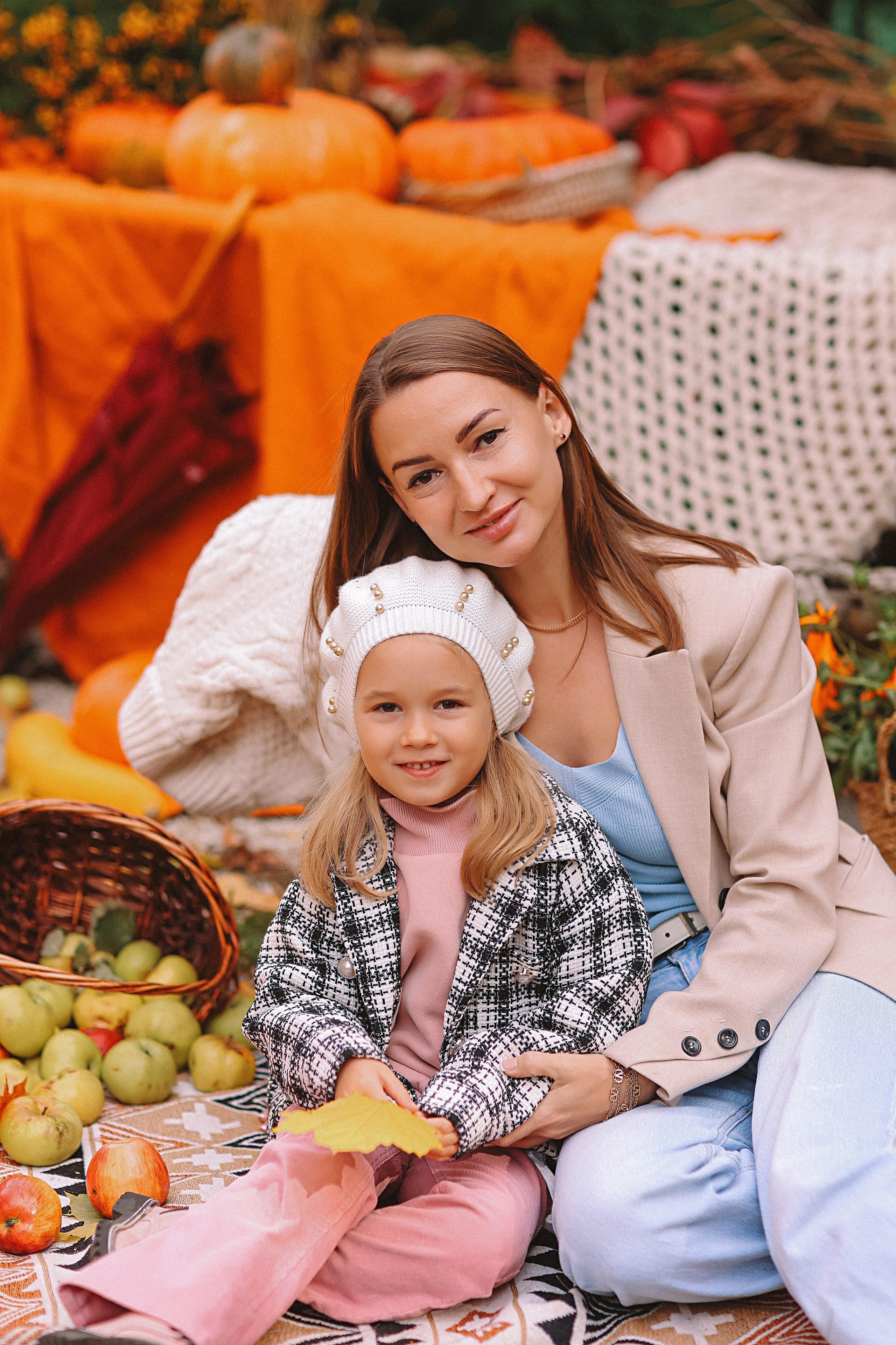 Тыквы. Семейный фотограф Тюмень, фотограф на роды Салмина Мария