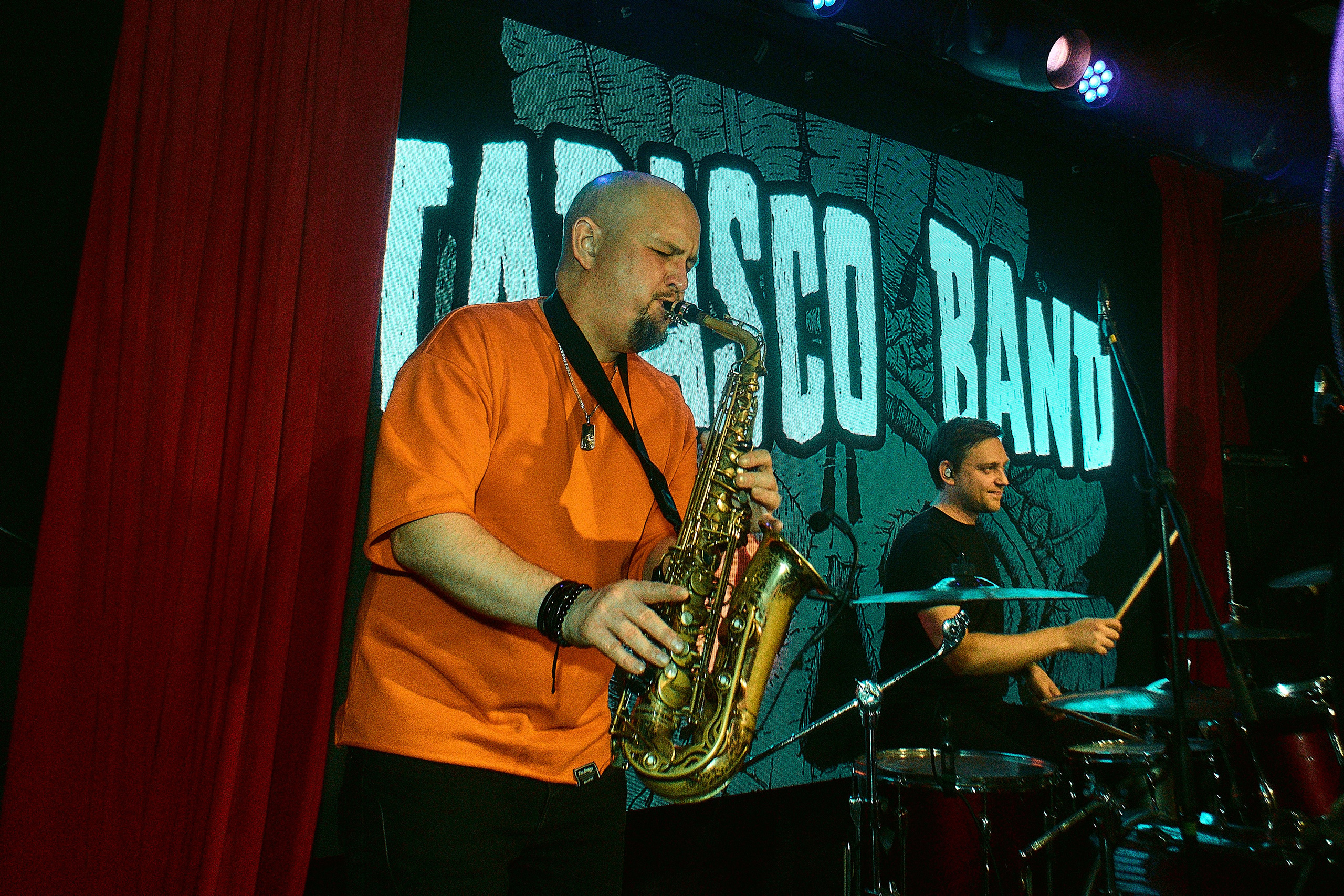 ТАБАСКО БЭНД — 16 ТОНН. Фотография для артистов