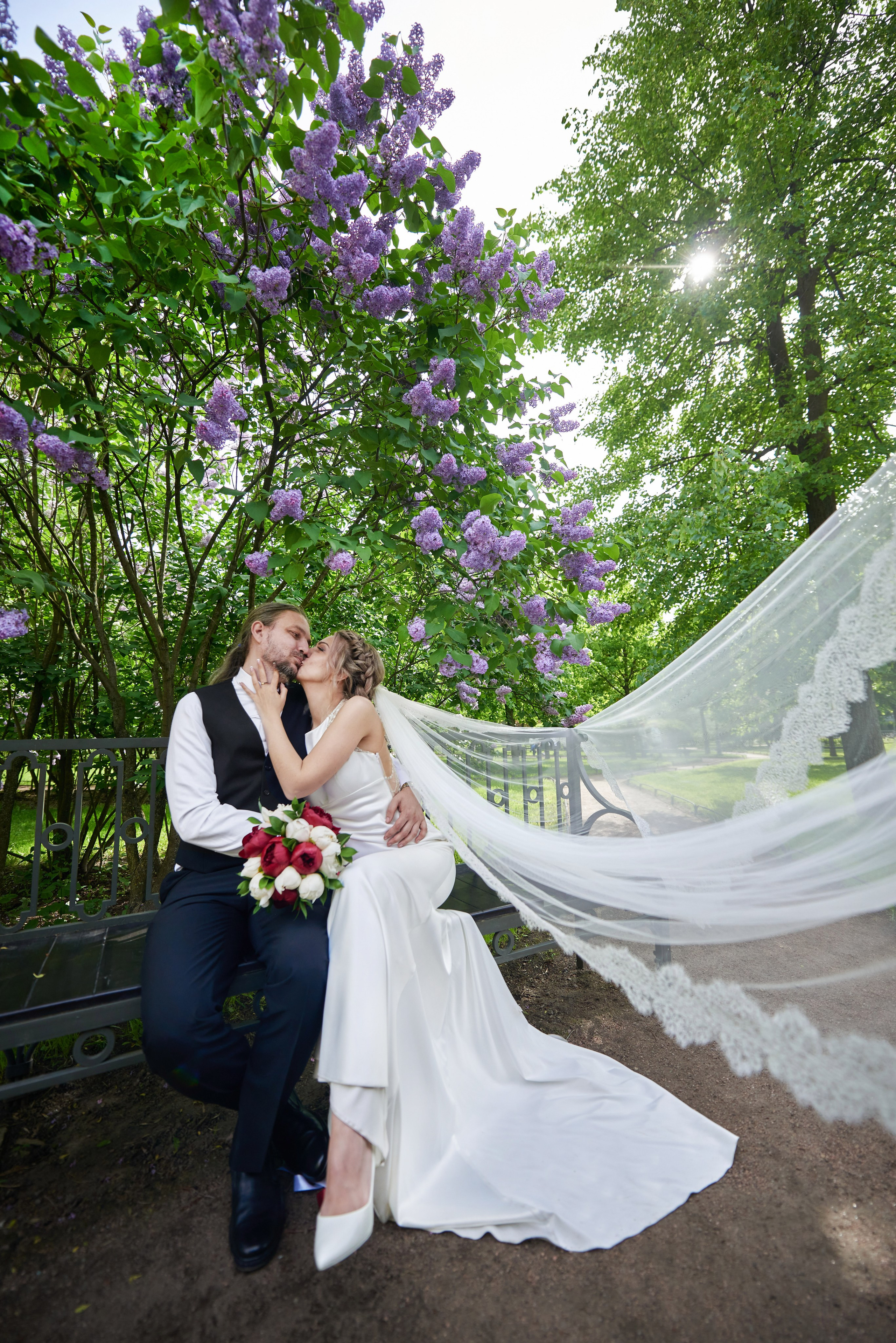 Юлия и Денис (фотосессия на Витебском вокзале и в Польском саду). Портретный, семейный и свадебный фотограф в Санкт-Петербурге и в Пушкине Ширяев Денис