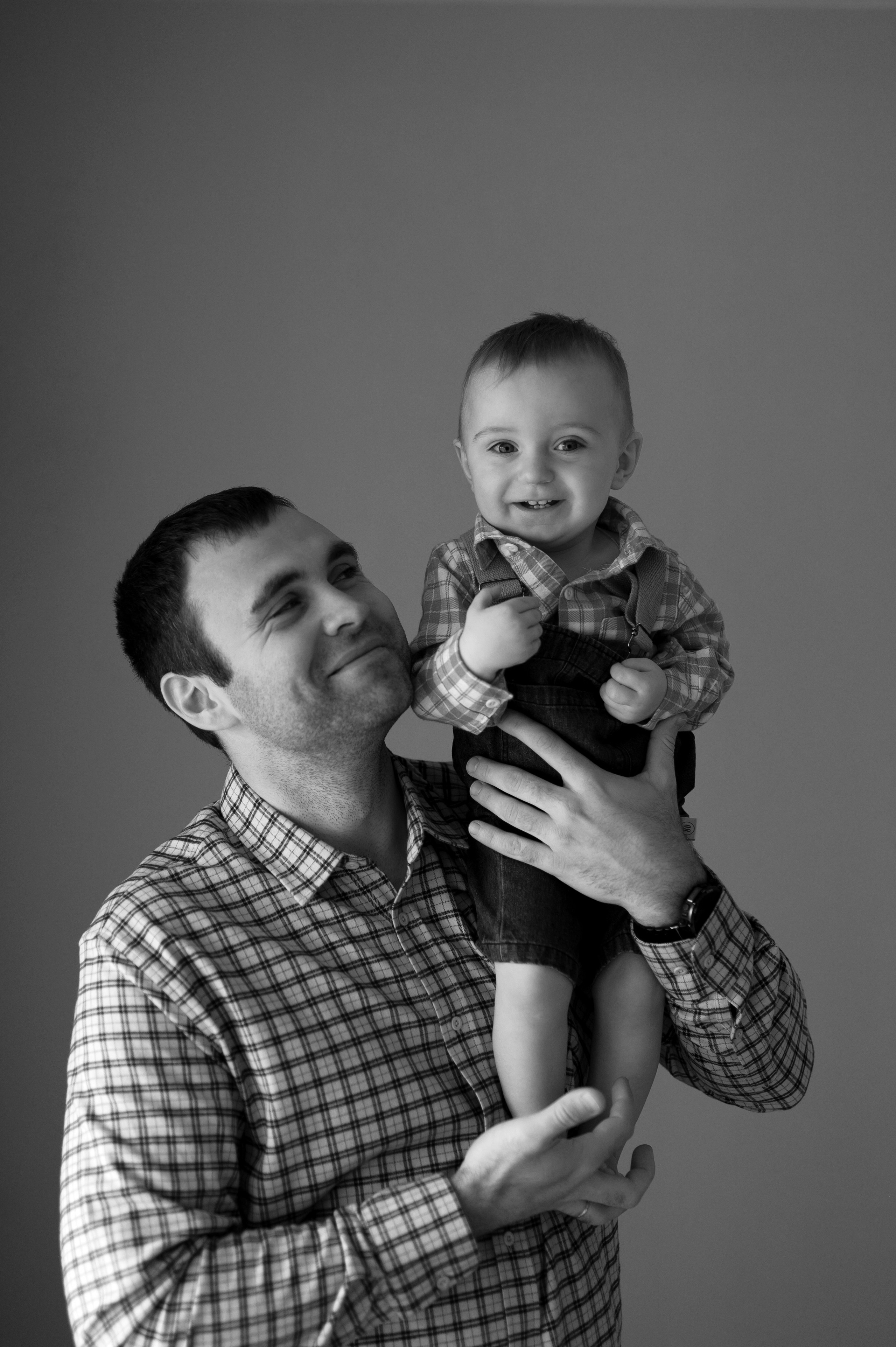 Съемка годика, годовасие, фотосессия в день рождения. НЬЮБОРН ФОТОСЕССИИ, БЕРЕМЕННОСТЬ, ПОРТРЕТНЫЕ СЕМЕЙНЫЕ ФОТОСЕССИИ  Ногинск Москва ОЛЬГА ВОГЕЛЬ