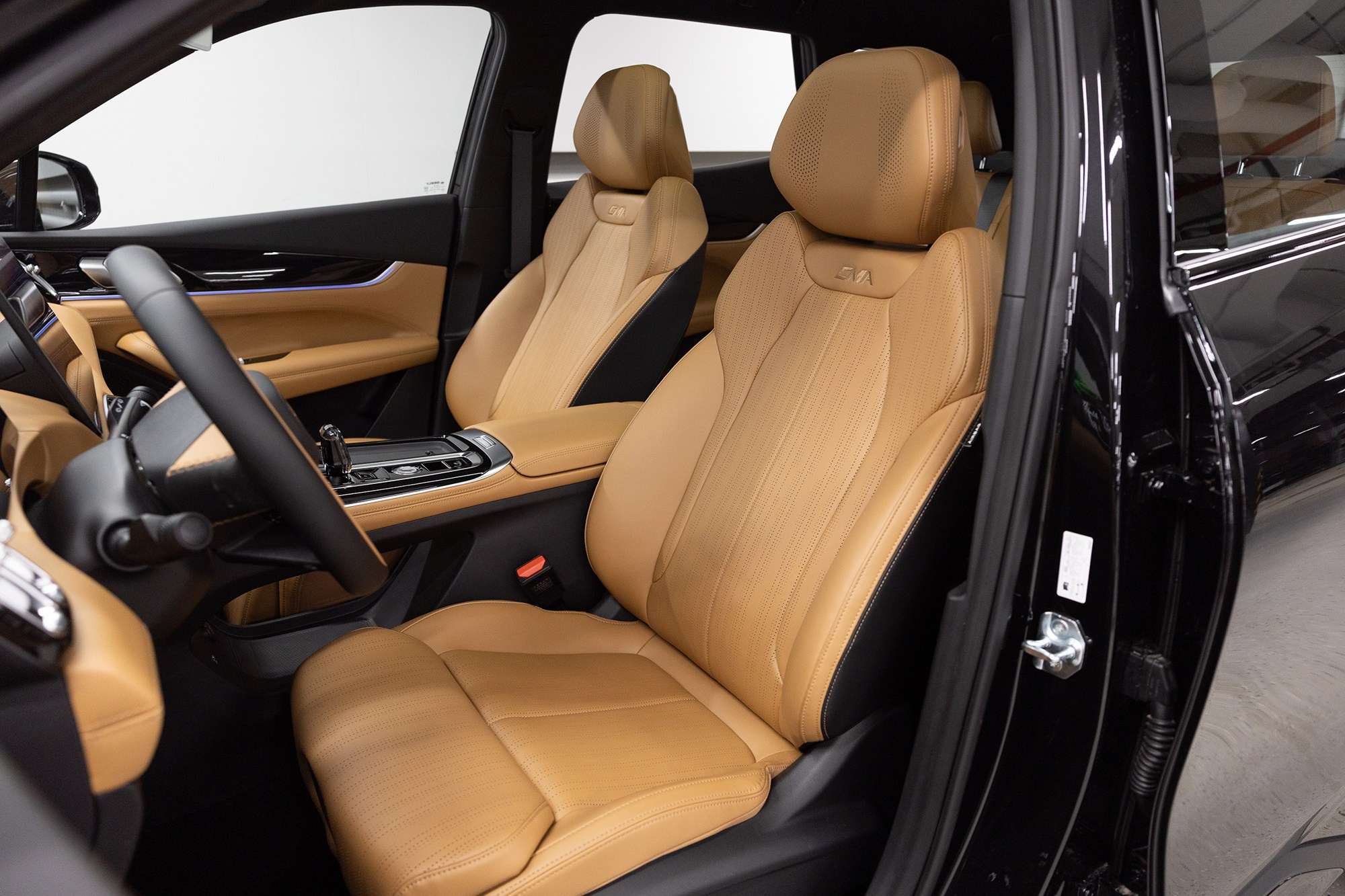 Geely Atlas 1.5T DCT (174 л. с.). Автосалон «Х-Авто»