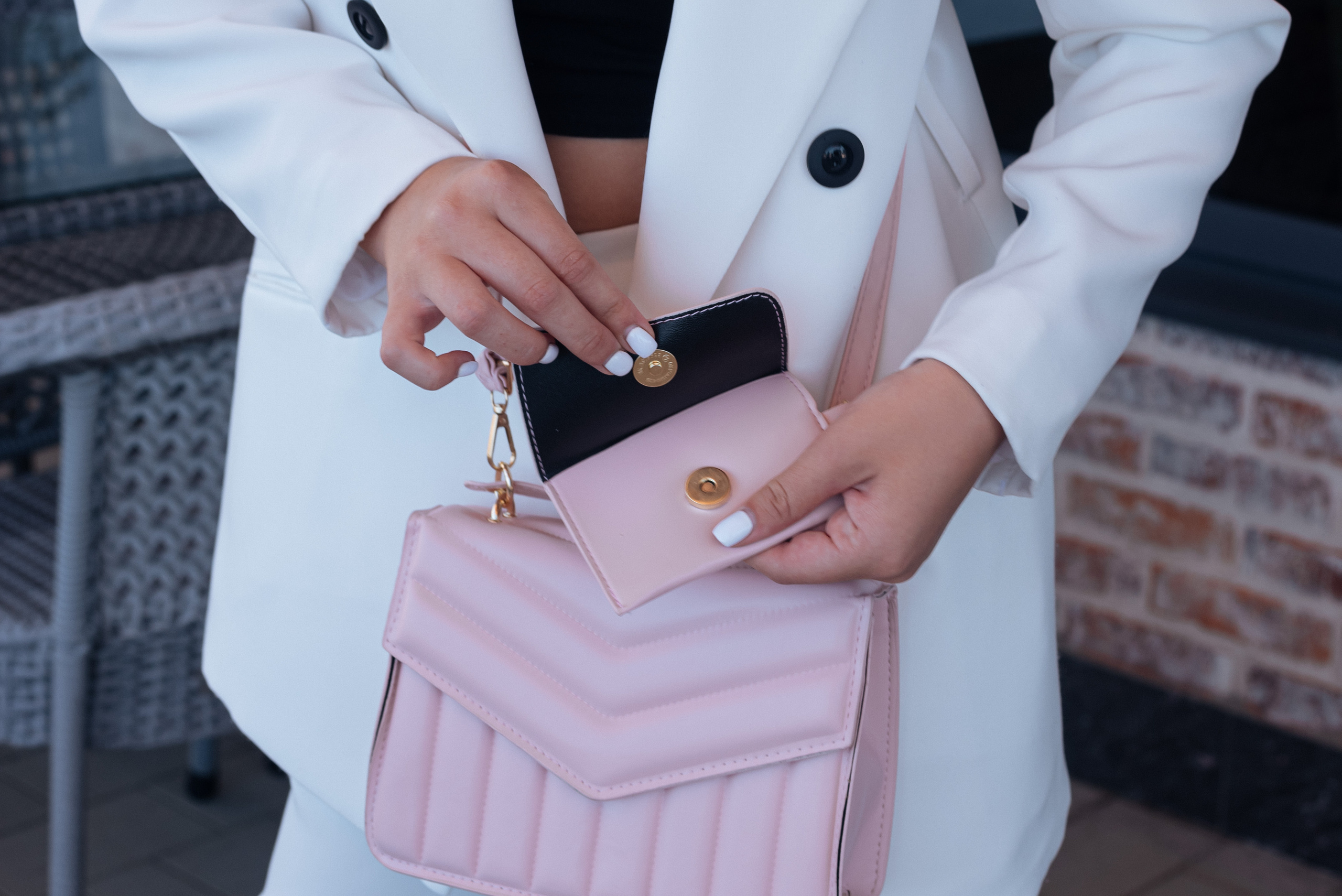 Сумки и очки на Wildberries. Детский и семейный фотограф выпускной альбом Приморско-Ахтарск