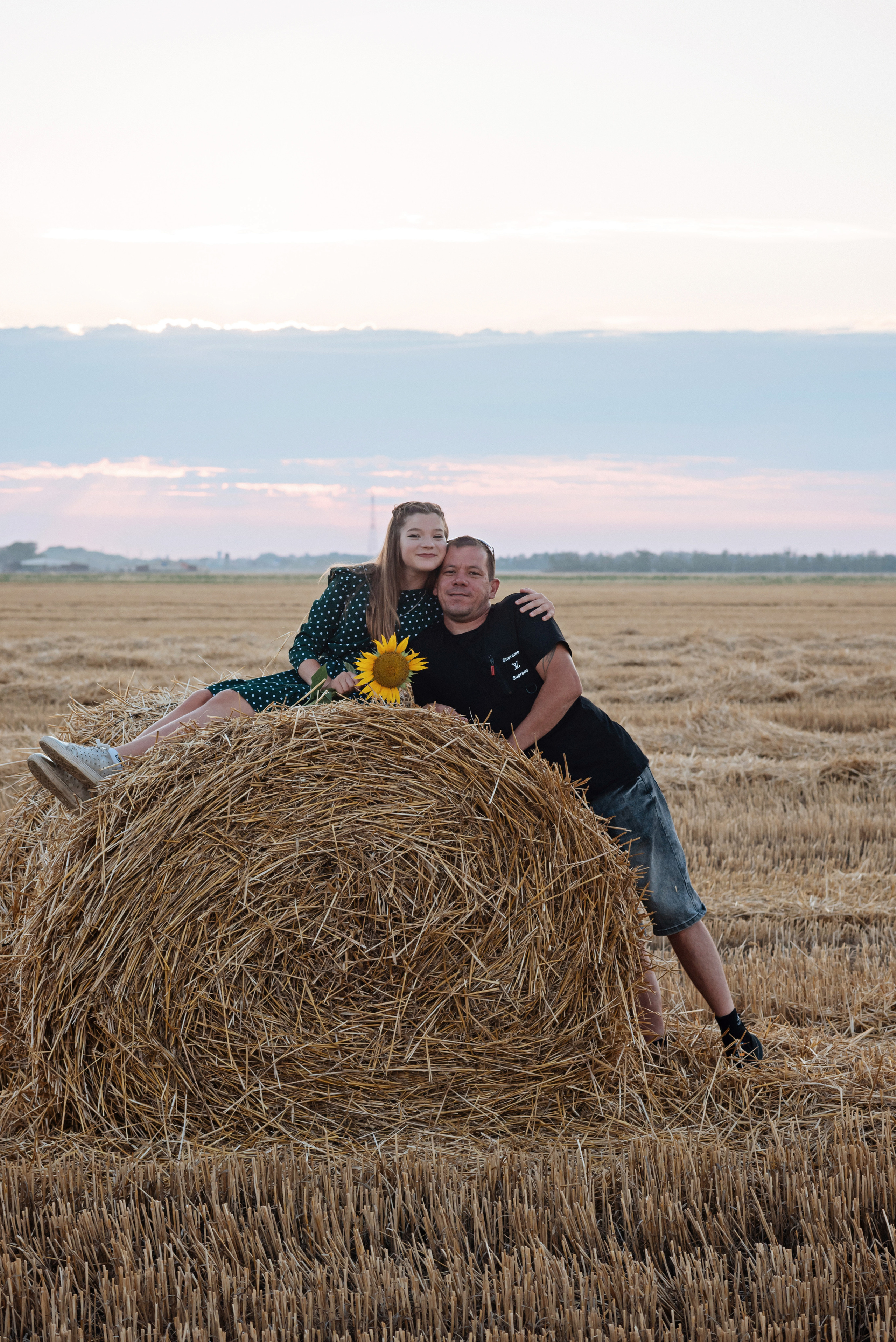 Яркие подсолнухи. Детский и семейный фотограф выпускной альбом Приморско-Ахтарск
