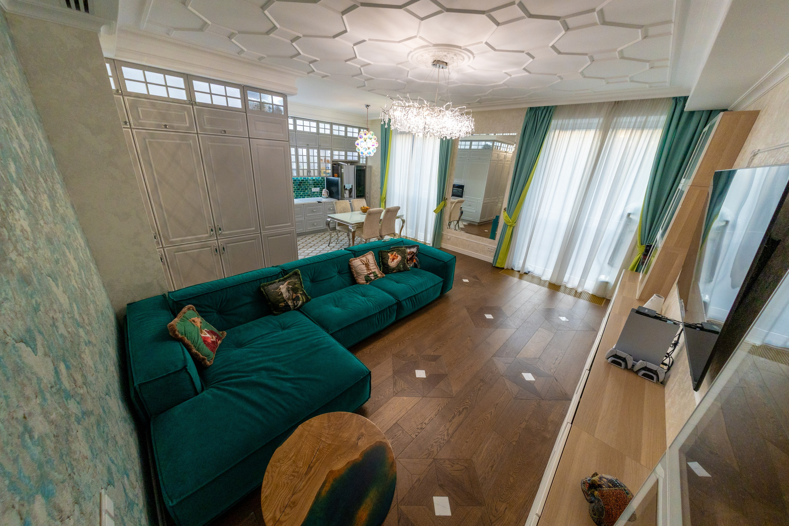 Квартира Николь. Фото и видео съёмка в Москве и МО Александр Чапала и Трояк Алеся